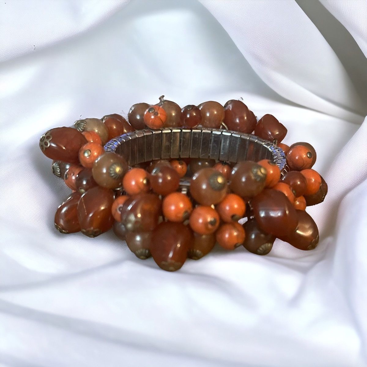 Vintage Vintage cluster bead stretch bracelet Size ONE SIZE - 1 Thumbnail