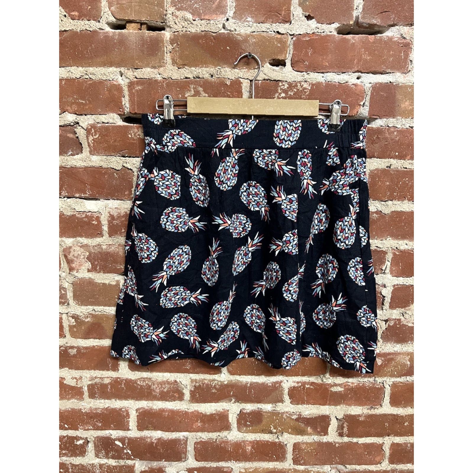 Loft LOFT Skirt Women M Mini Short Linen Blend Blue Pineapple Multicolor 19in, 19 inches, Regular Length, Smoke Free, Used Size 32" / US 10 / IT 46 - 2 Thumbnail