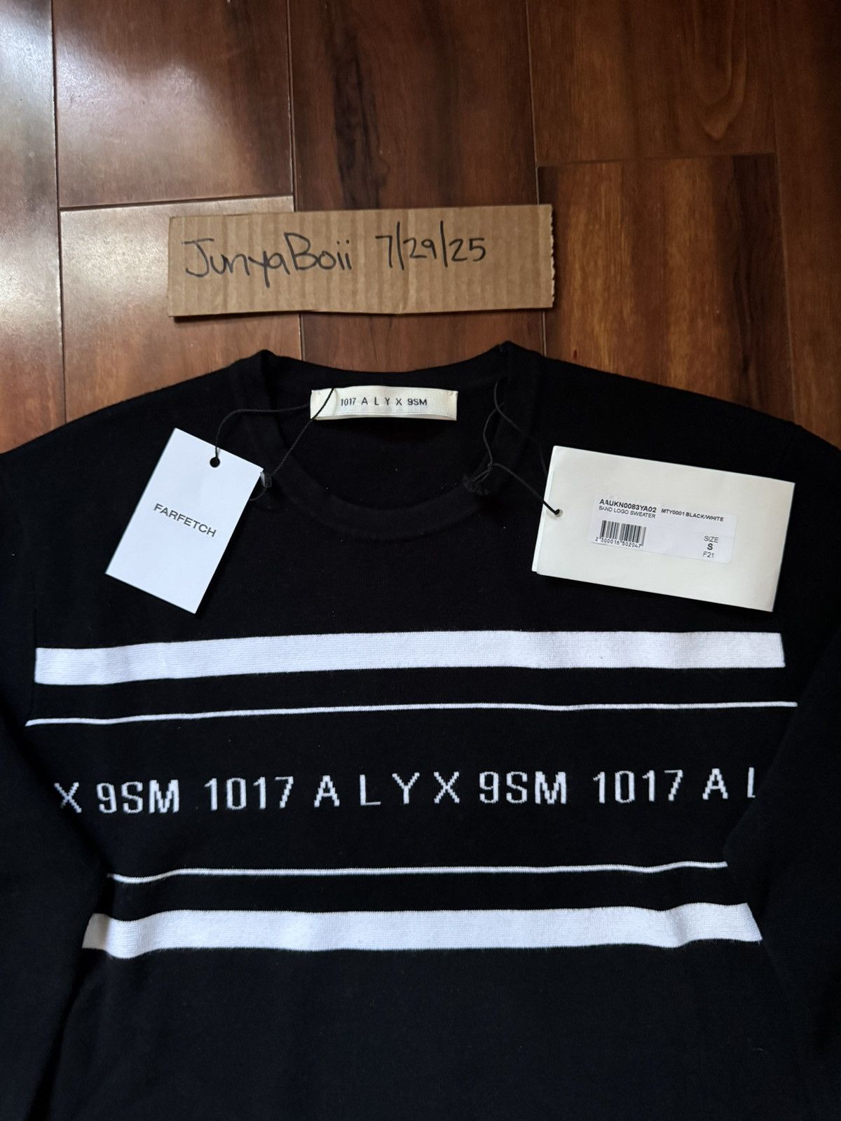 1017 ALYX 9SM 1017 ALYX 9SM Classic Black Band Logo Sweater Small Size US S / EU 44-46 / 1 - 3 Thumbnail