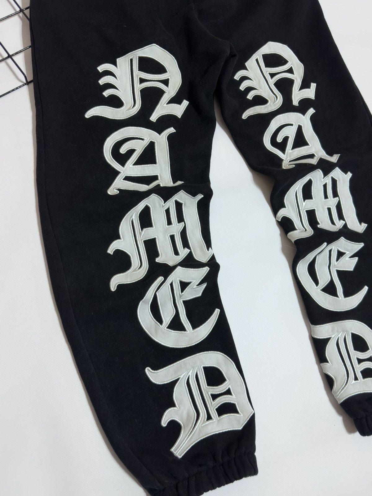 Named Collective NAMED Collective "Old English" Logo Sweatpants Black Size XS Size US 29 - 2 Thumbnail