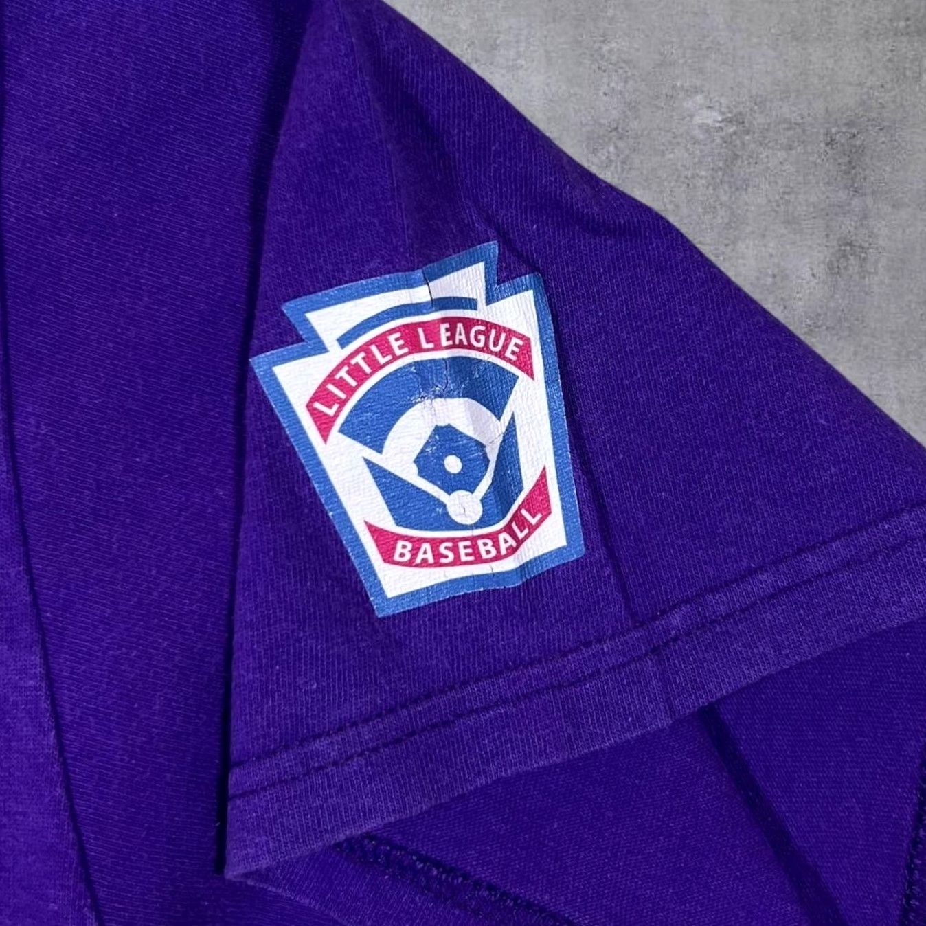 Vintage Majestic Rockies Little League Baseball Graphic Purple T-Shirt Medium Mens Short Sleeve Logo Front Back 20.5” 28” 8.5” WL267 Size US M / EU 48-50 / 2 - 5 Thumbnail