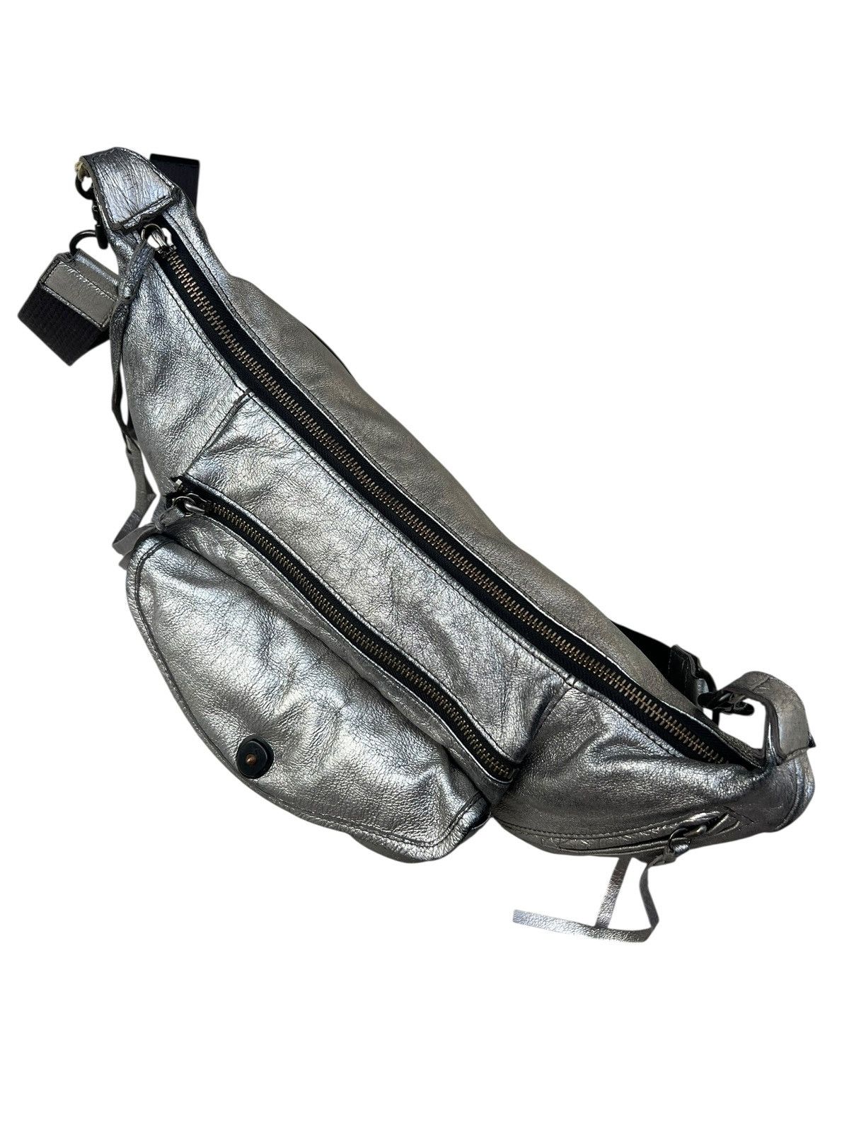 Leather Azzu Label Nasimo Japan Patina Blistered Leather Cargo Bag Size ONE SIZE - 18 Thumbnail