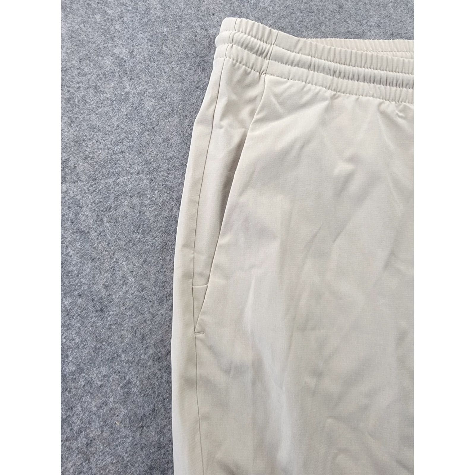 Old Navy Old Navy Go Dry Pants Mens 3XL Light Beige Quick Dry Stretch Drawstring Waist Jogger Pants Mens Reg 3XL Beige Boys? Size US 39 - 2 Thumbnail