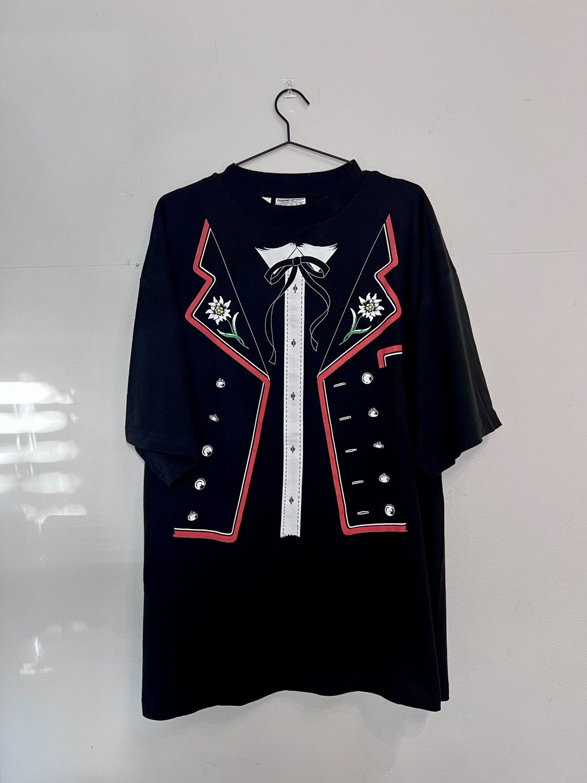 Other Doerig + Krieger Swiss Graphic Tee 🖤♥️ Size US L / EU 52-54 / 3 - 1 Thumbnail