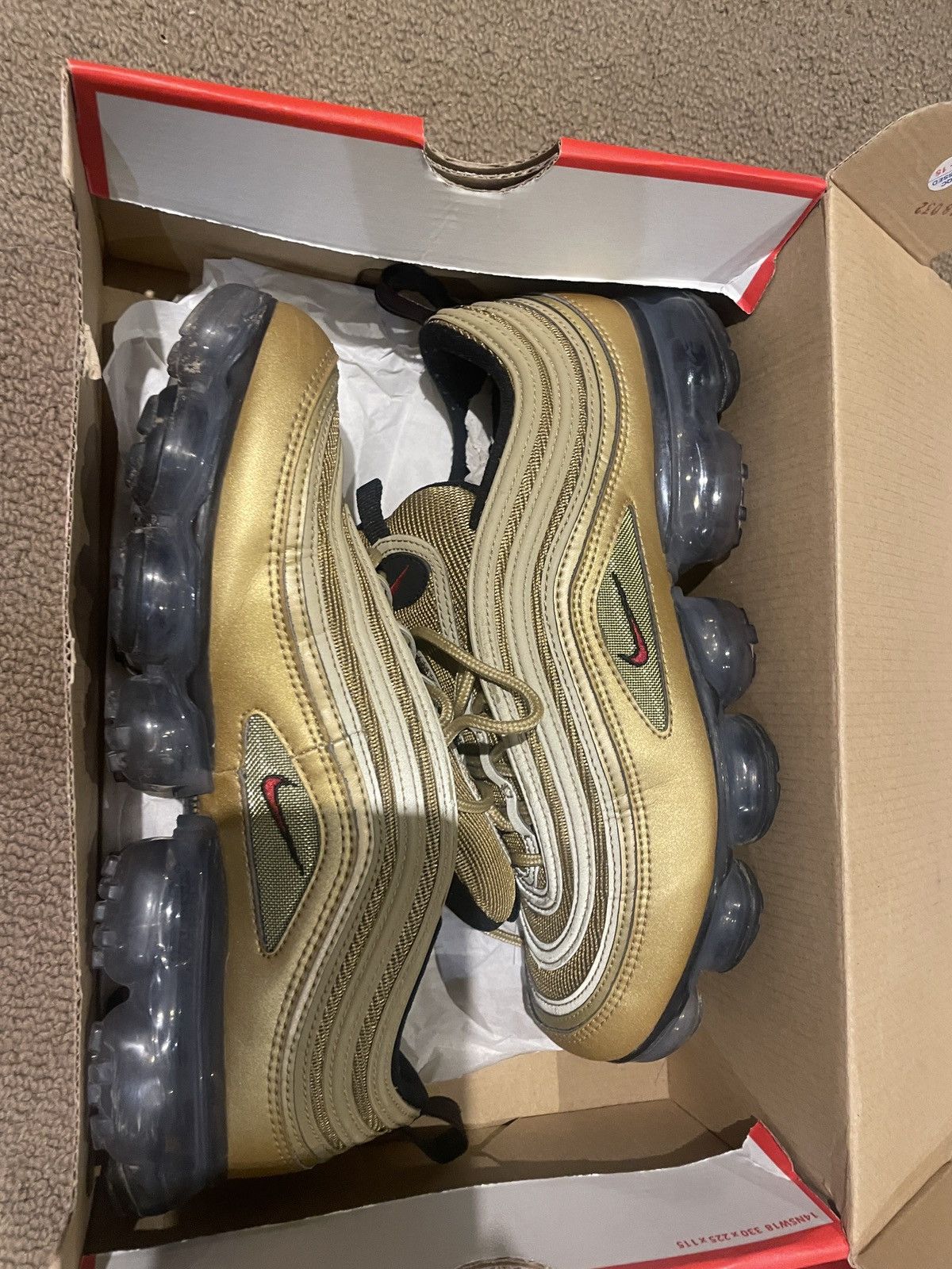 Nike Nike Vapormax Metallic Gold Size US 9.5 / EU 42-43 - 1 Thumbnail