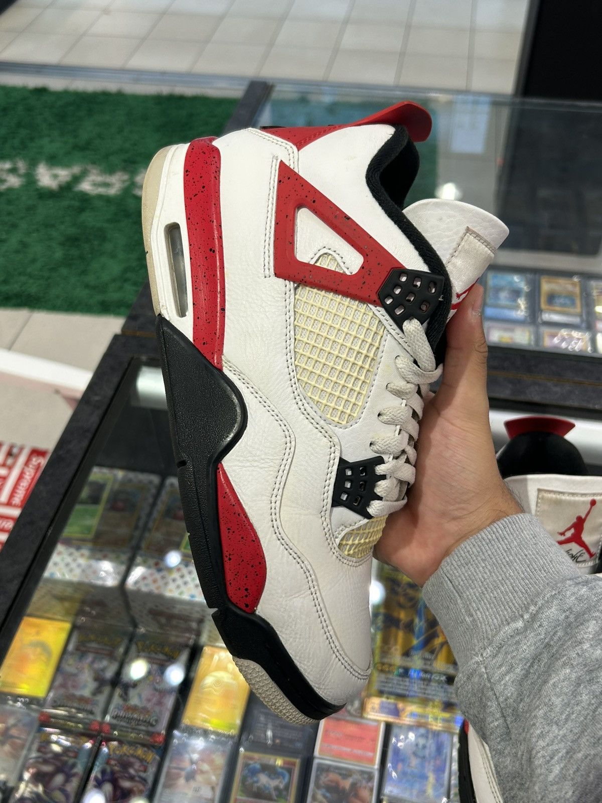 Jordan Brand Jordan 4 Red cement Size US 9.5 / EU 42-43 - 6 Thumbnail