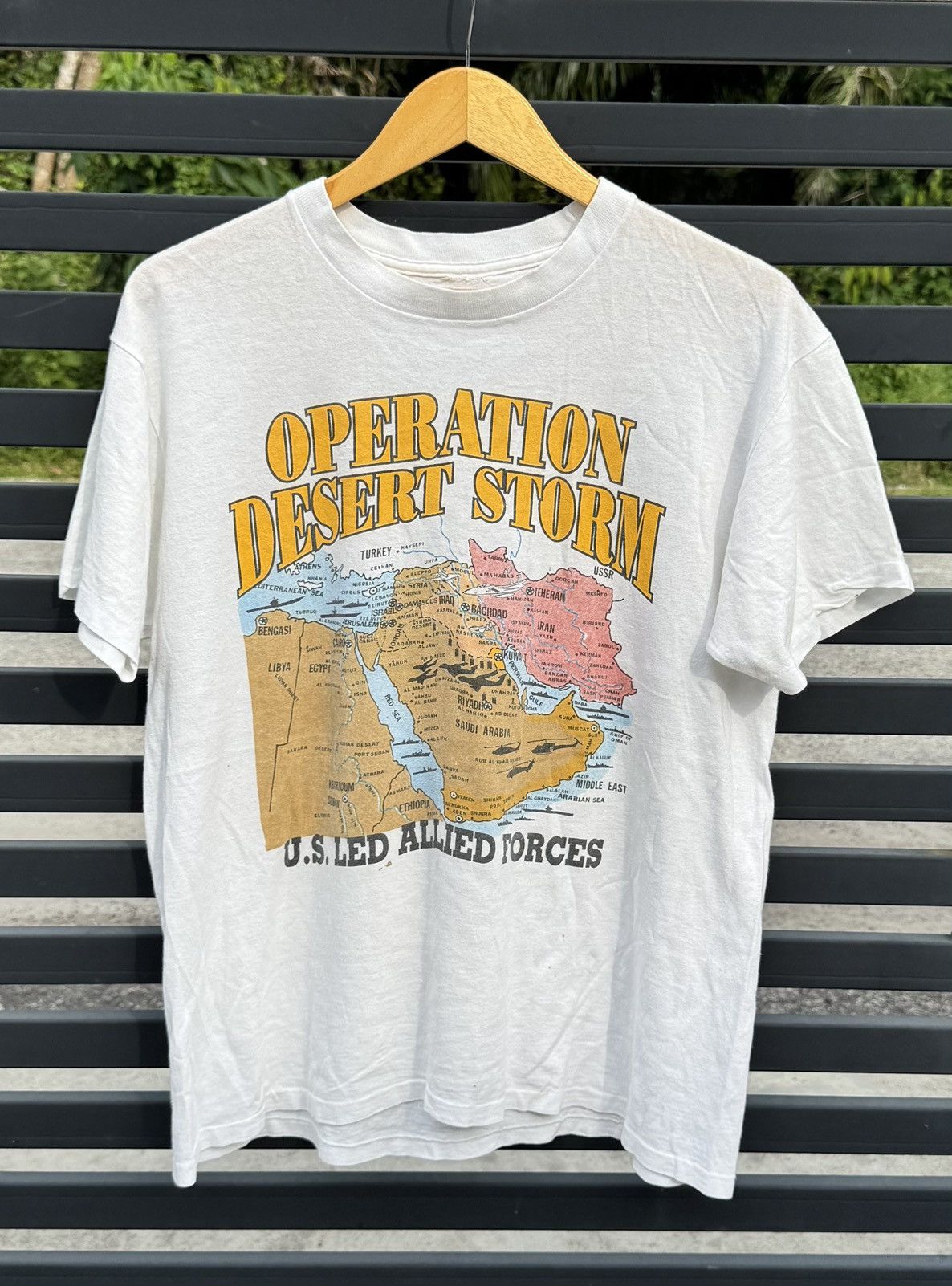 Vintage Vintage Operation Desert Storm Shirt Size US L / EU 52-54 / 3 - 1 Thumbnail