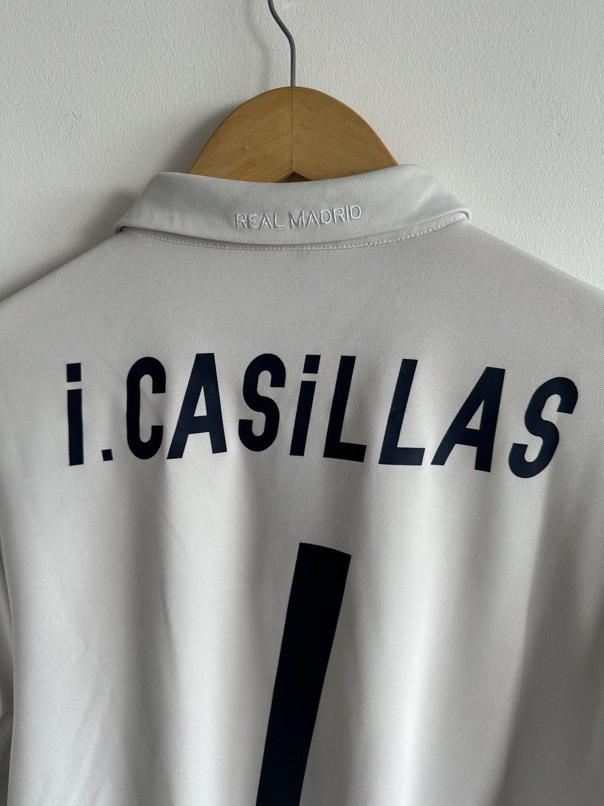 Adidas × Vintage Vintage Real Madrid 2016-2017 Adidas Soccer Jersey Rare Size US L / EU 52-54 / 3 - 4 Thumbnail