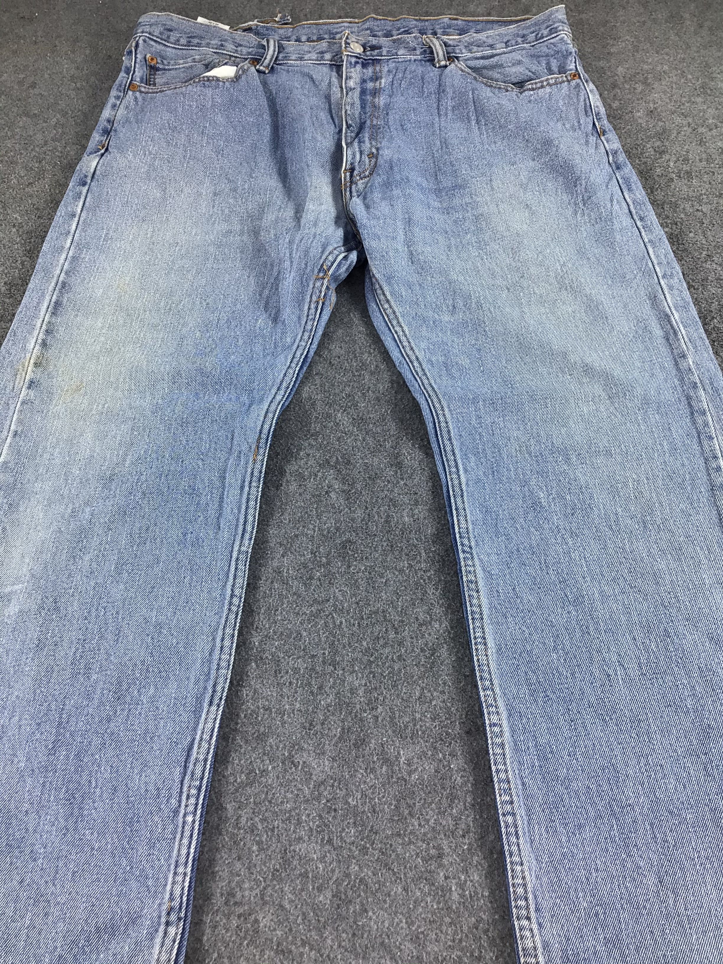 Levi's Vintage Levis 505 Jeans Light Blue Denim -J556 Size US 40 / EU 56 - 4 Thumbnail