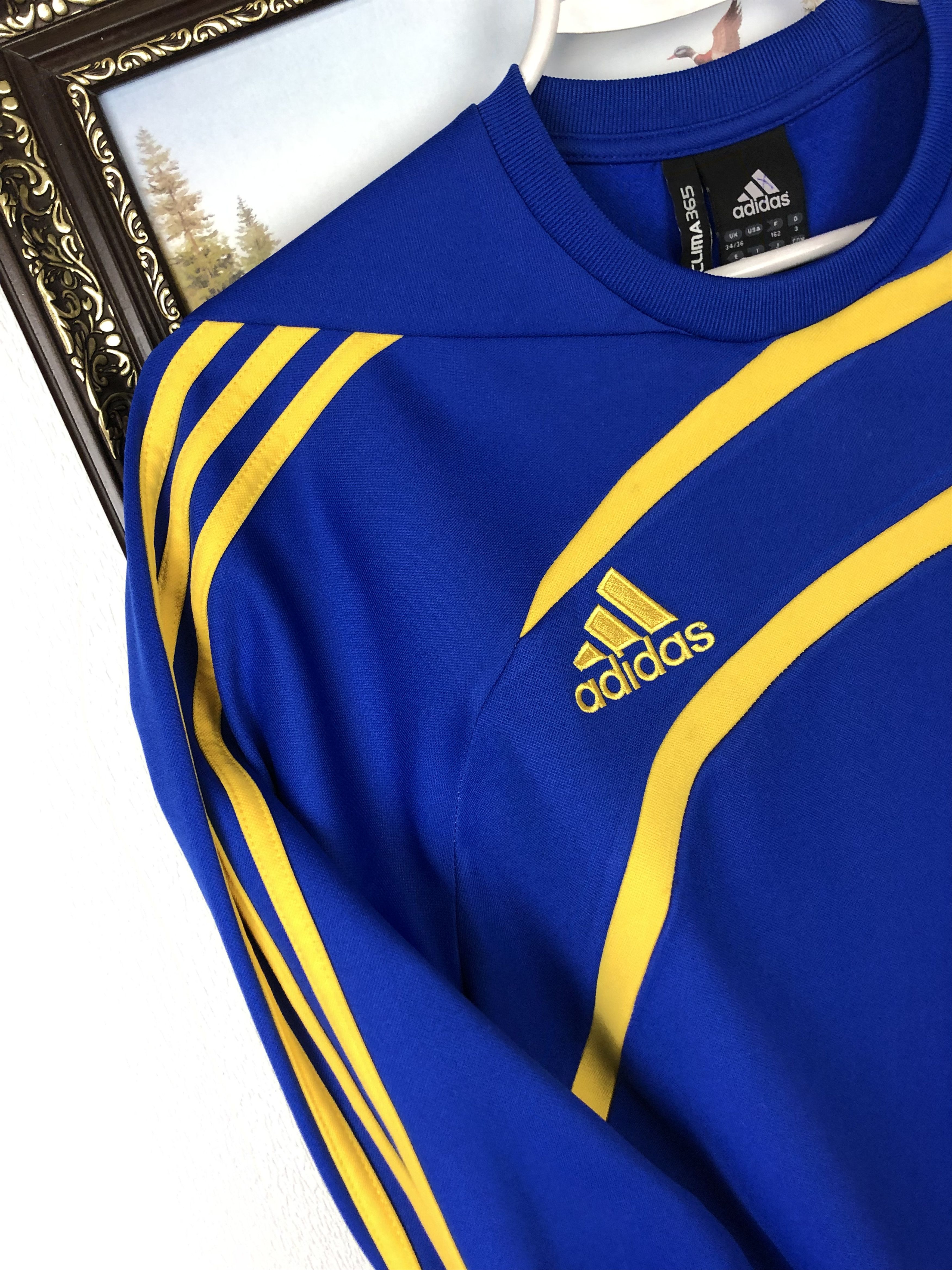 Adidas Vintage Adidas Ukraine Football Sweatshirt Women Soccer Size US M / EU 48-50 / 2 - 4 Thumbnail