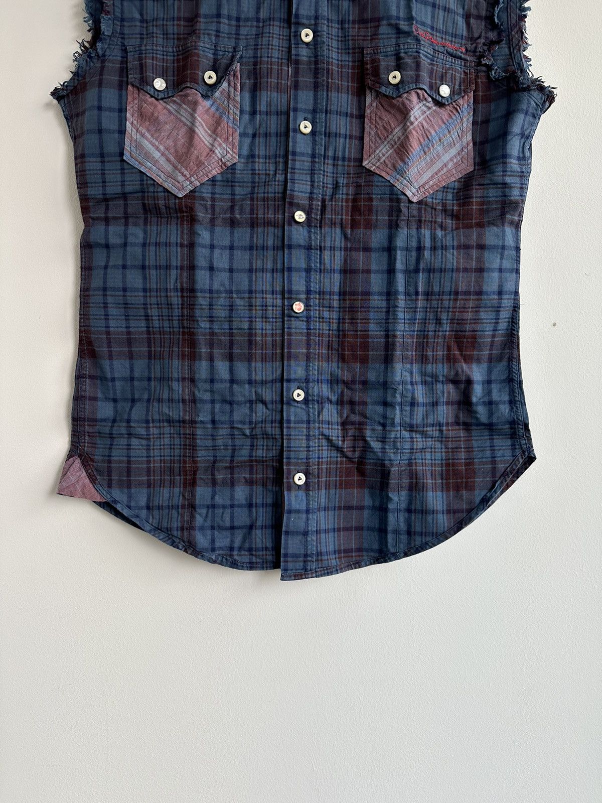 Dolce & Gabbana VTG Dolce & Gabbana Sleeveless Western Plaid Shirt Size 48 Size US M / EU 48-50 / 2 - 3 Thumbnail