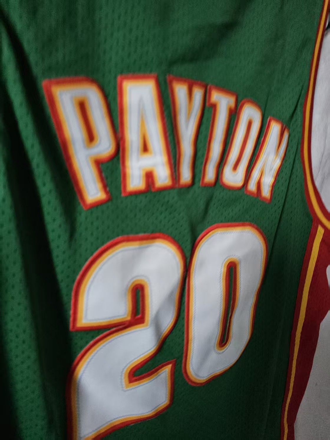 NBA :Seattle SuperSonics #20 Gary Payton Jersey Size US XL / EU 56 / 4 - 4 Thumbnail