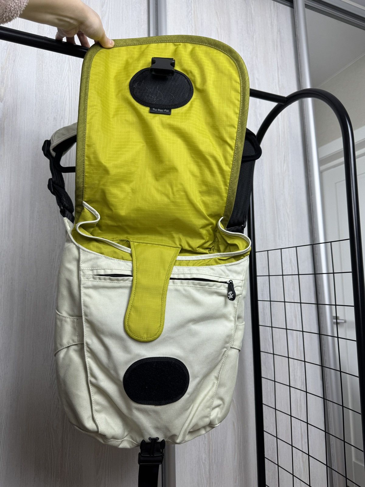 Crumpler Crumpler The Slippy fish laptop shoulder bag Size ONE SIZE - 10 Thumbnail