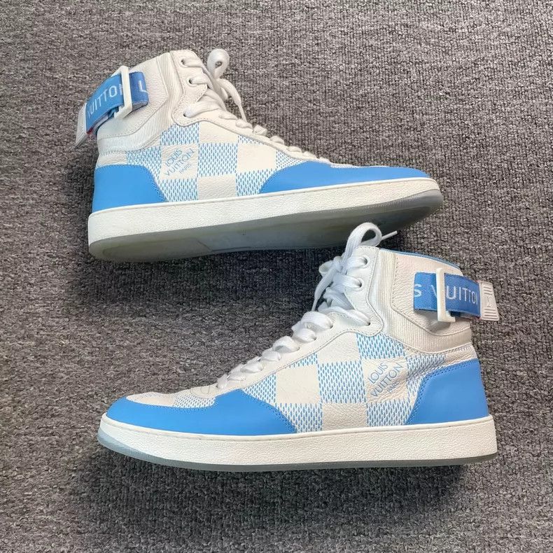 Louis Vuitton Louis Vuitton White and Blue New Checkerboard Shoes Size US 7.5 / EU 40-41 - 3 Thumbnail