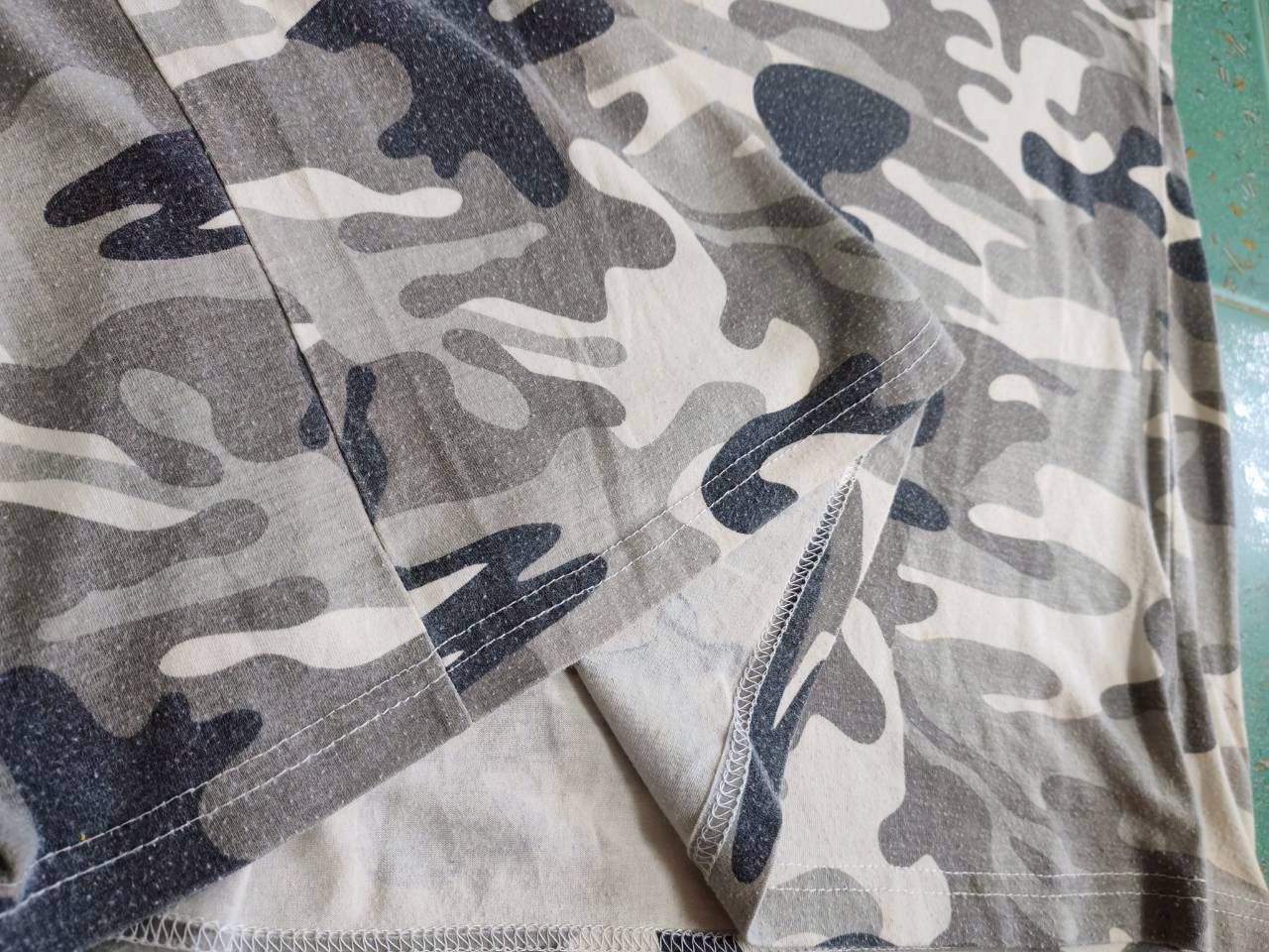Other Camouflage 2 Sides 00's Vintage T Shirt Medium 20/25.5 Size US M / EU 48-50 / 2 - 4 Thumbnail