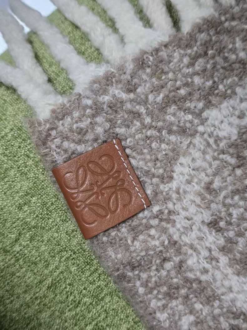 Loewe LOEWE A beige scarf with sheep's hair Size ONE SIZE - 2 Thumbnail