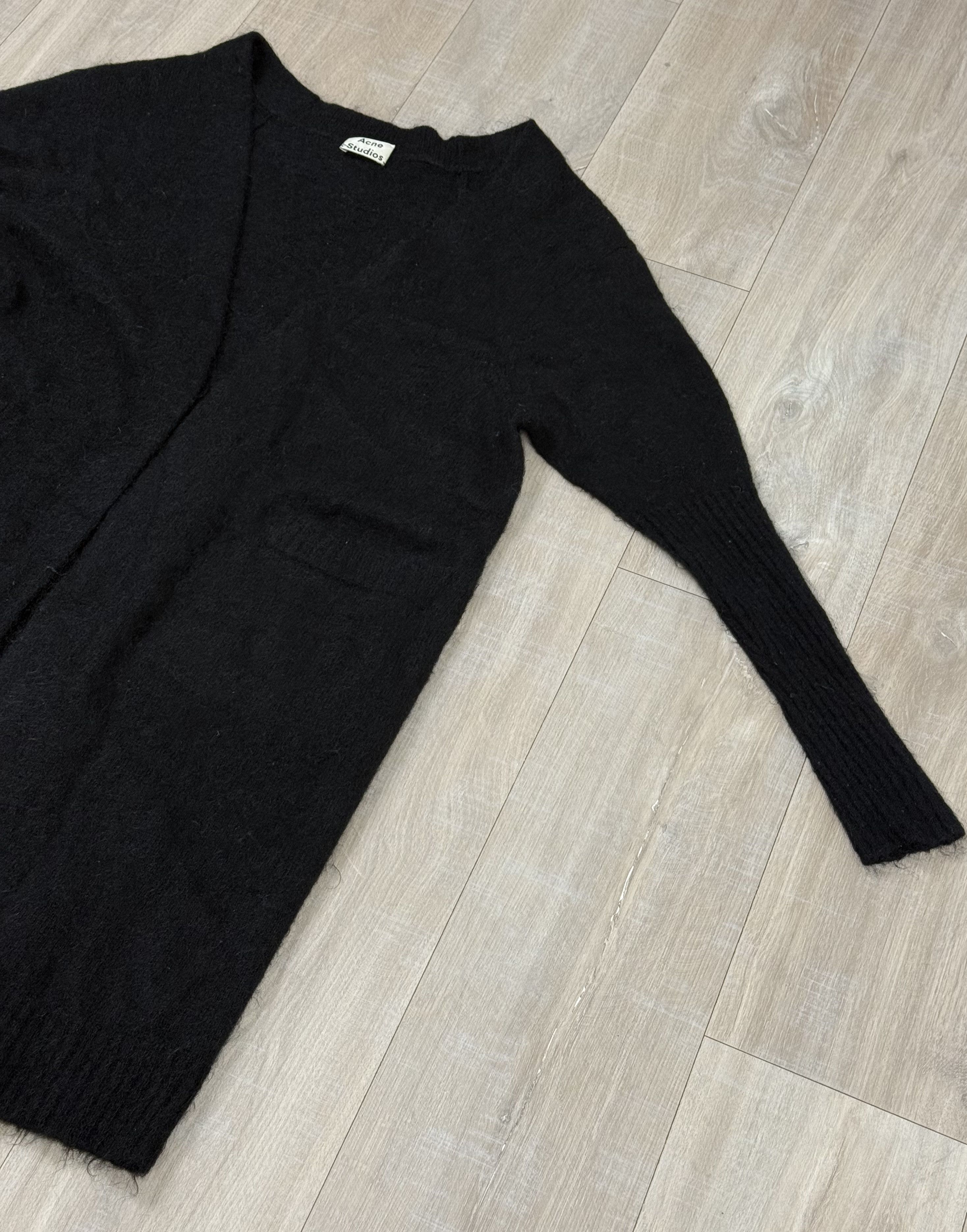 Acne Studios Acne Studios Cardigan Black Raya Raw14 Size XS / US 0-2 / IT 36-38 - 4 Thumbnail