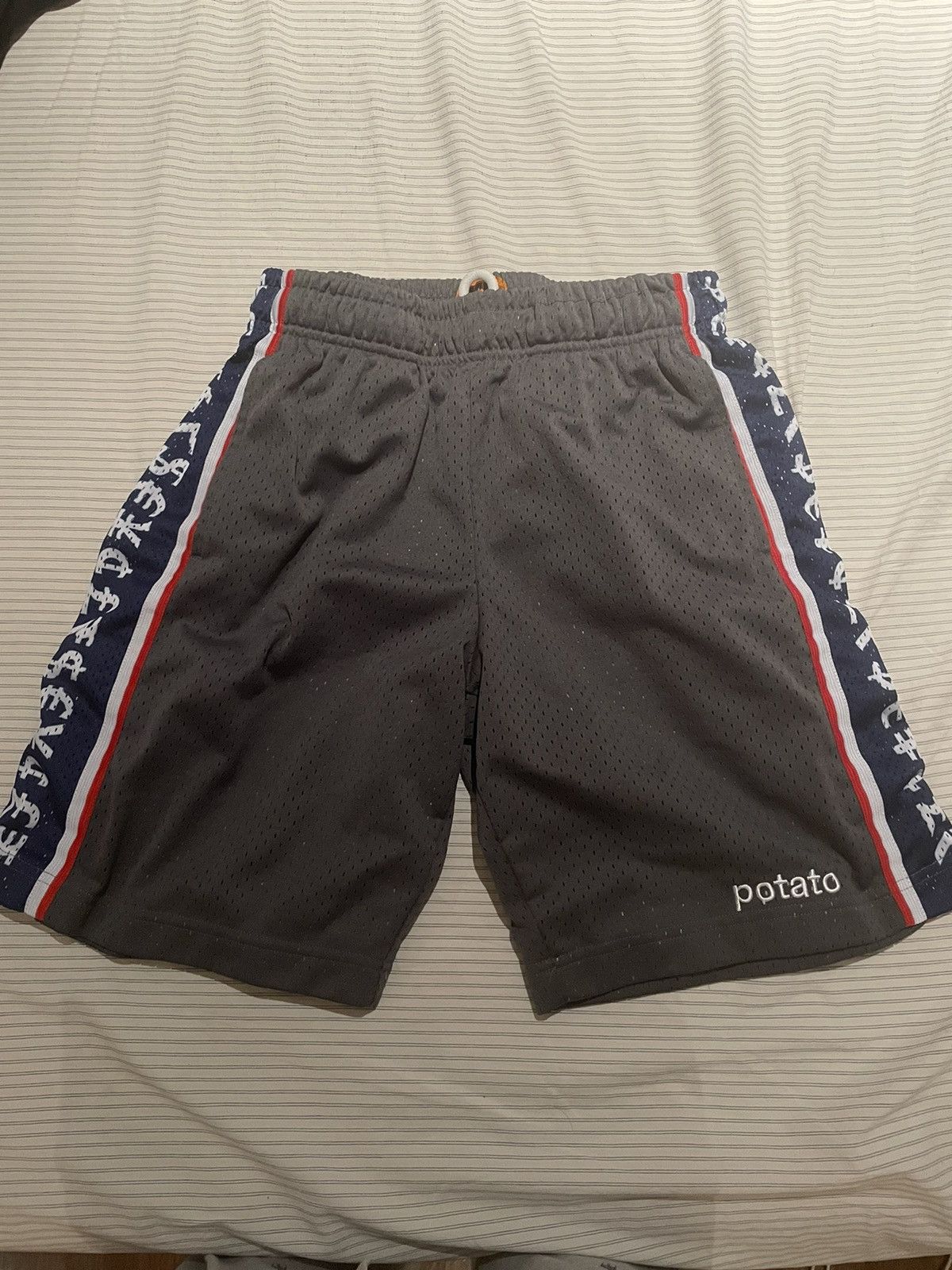 Imran Potato Imran Potato Currency Basketball shorts Nets Size US 30 / EU 46 - 1 Thumbnail