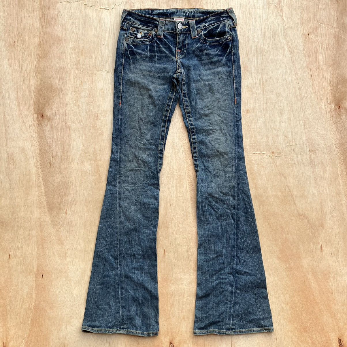 True Religion TRUE RELIGION FLARED JEANS Size 27" / US 4 / IT 40 - 1 Thumbnail
