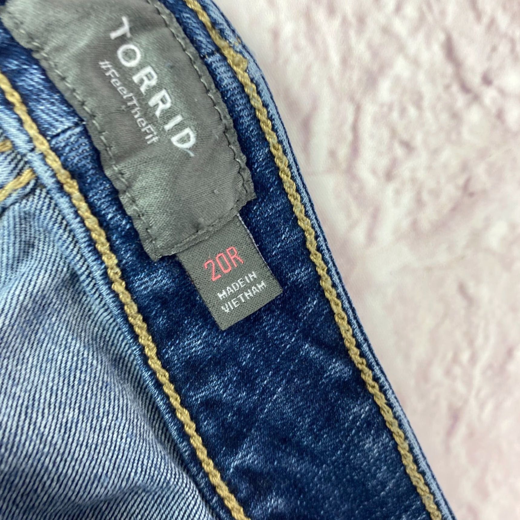 Torrid Torrid Womens Denim Jeans Blue Boyfriend Ankle Size 20 Distressed Feel The Fit Regular Rise 8.5-10.5 in Color Blue Size 42" / US 20 - 6 Thumbnail