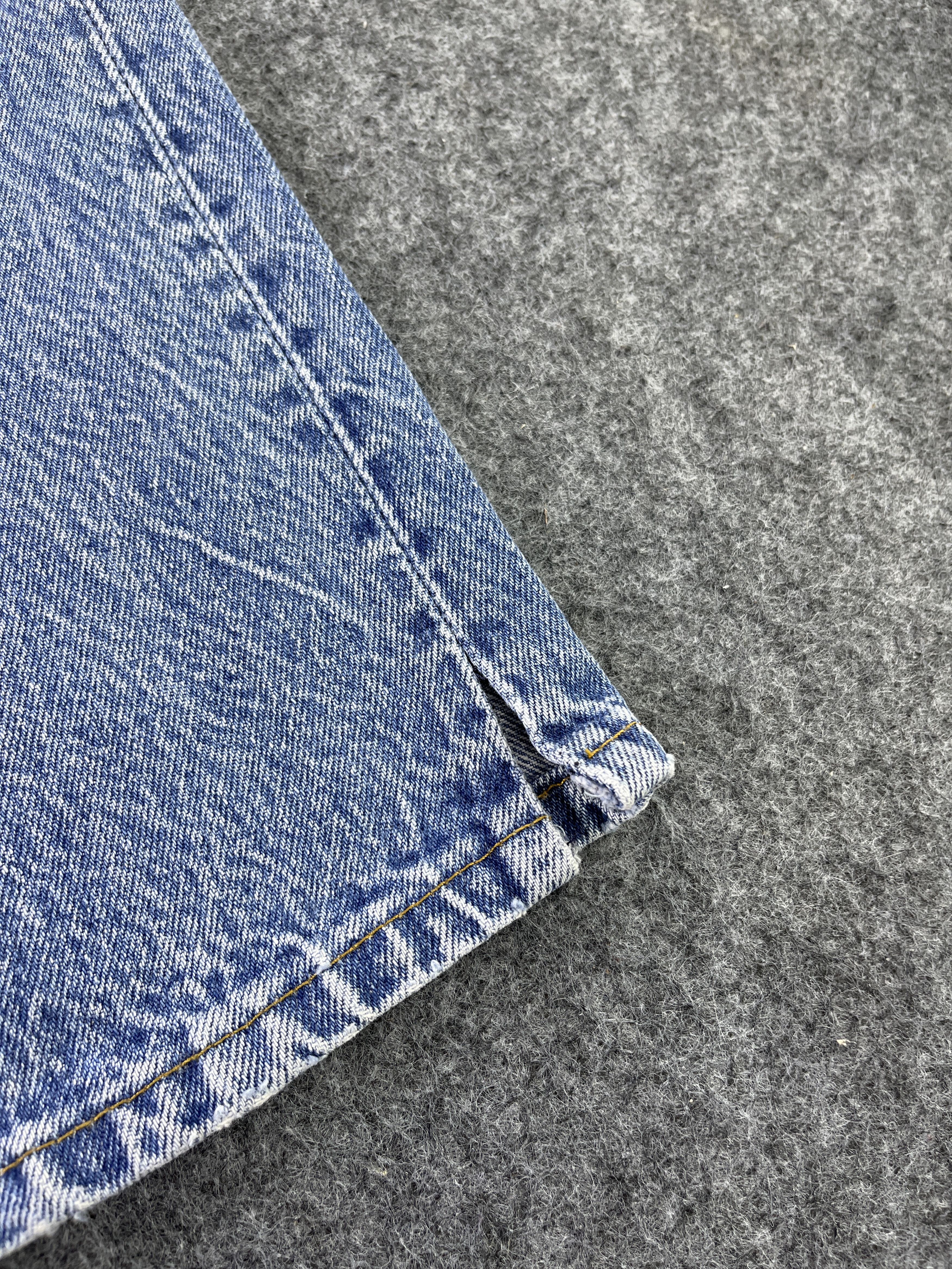Levi's 90's Vintage Levis 501 Stone Wash Jeans - J918 Size US 33 - 12 Thumbnail