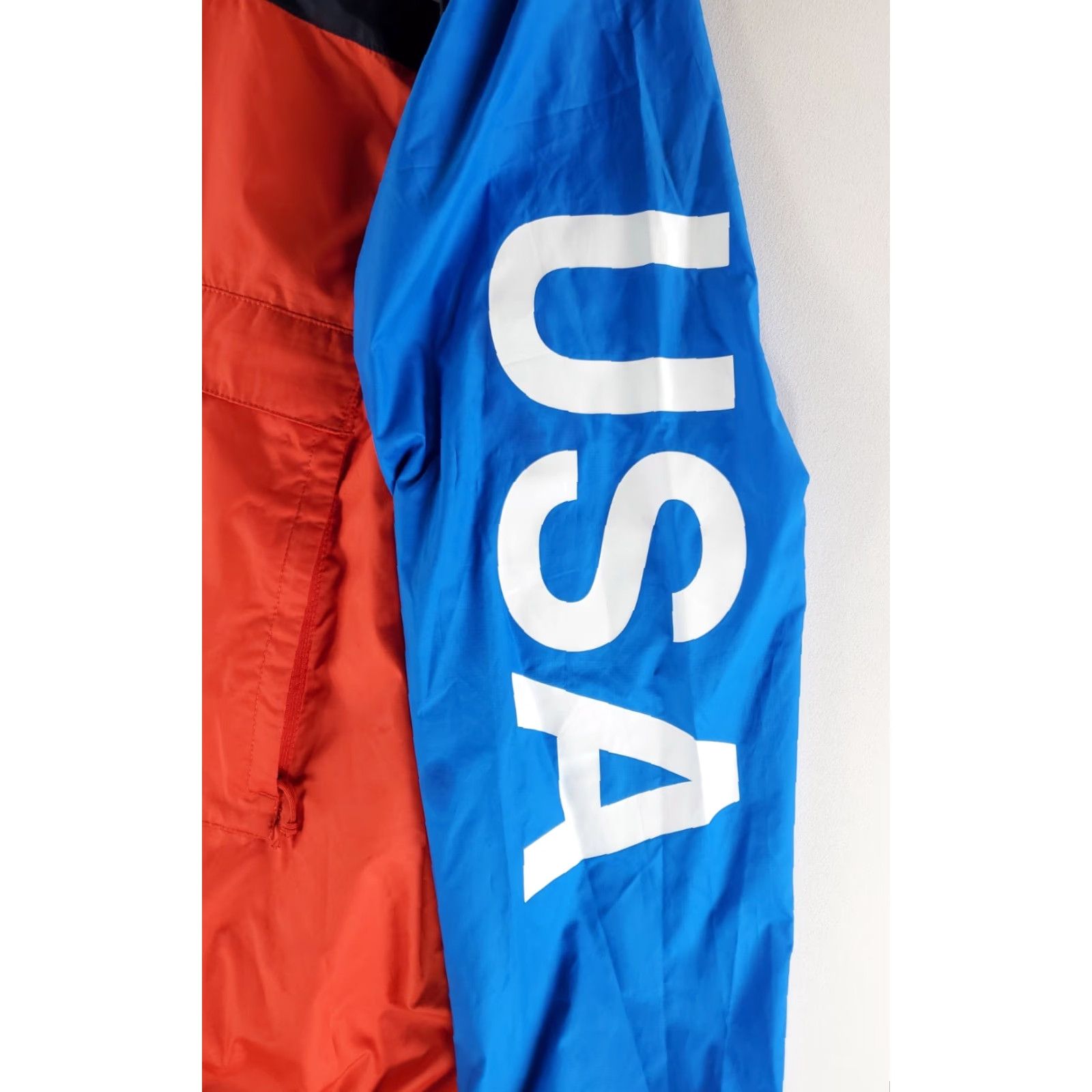 The North Face VINTAGE The North Face IC Anorak USA Olympics Jacket Hooded Red White Blue Mens XL Size US XL / EU 56 / 4 - 4 Thumbnail