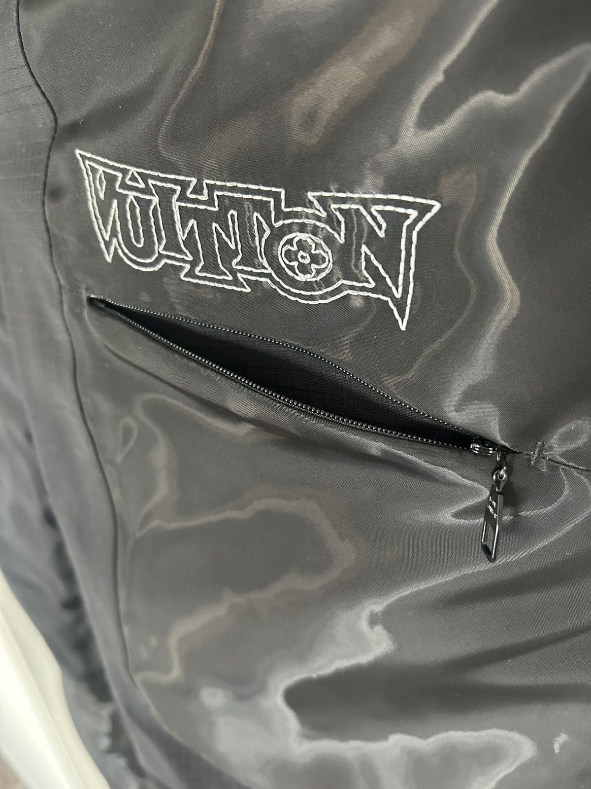 Louis Vuitton Louis Vuitton snow pants black microdown Size US 29 - 4 Thumbnail