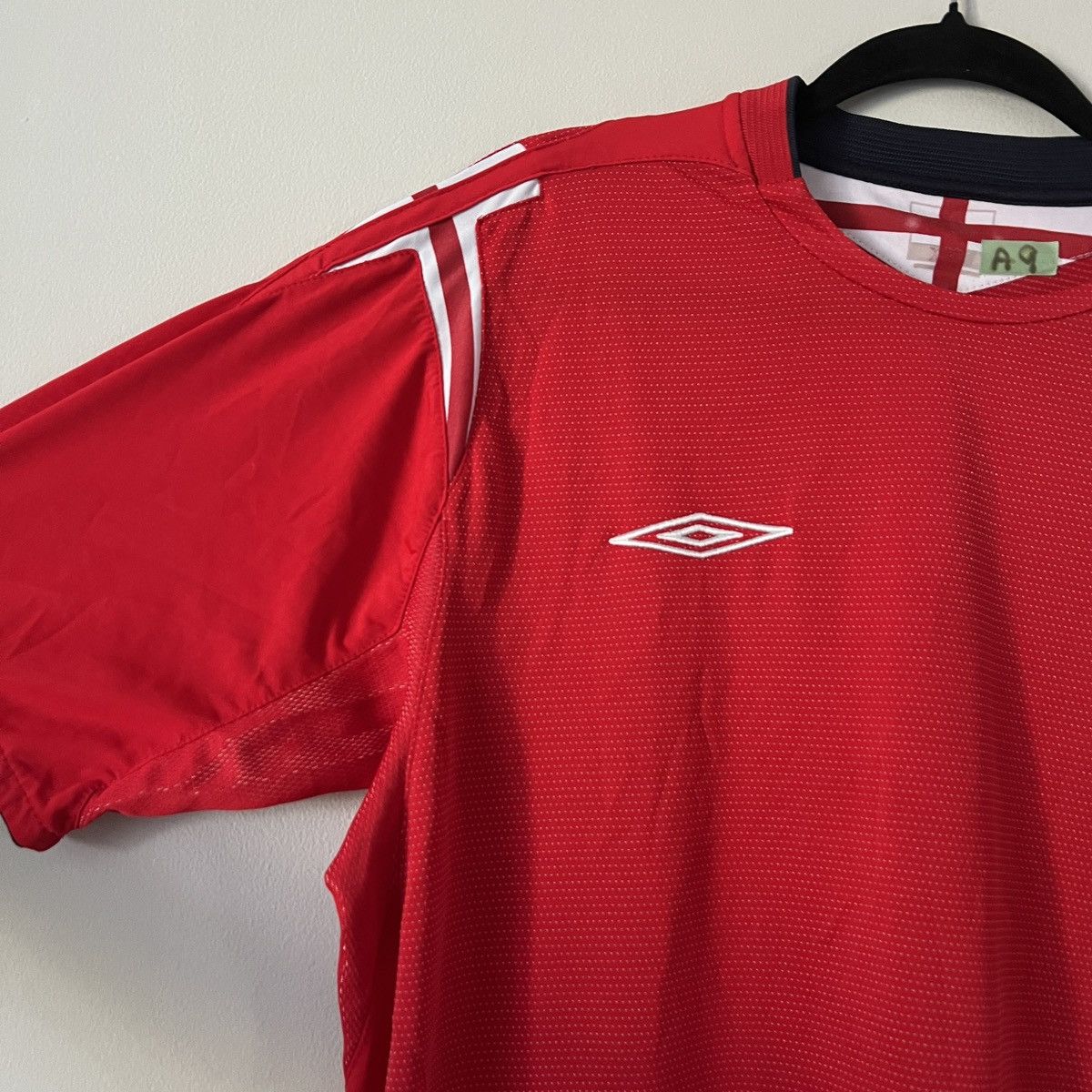 Umbro Vintage Umbro England Jersey 2004-2006 Men's XL Size US XL / EU 56 / 4 - 4 Thumbnail