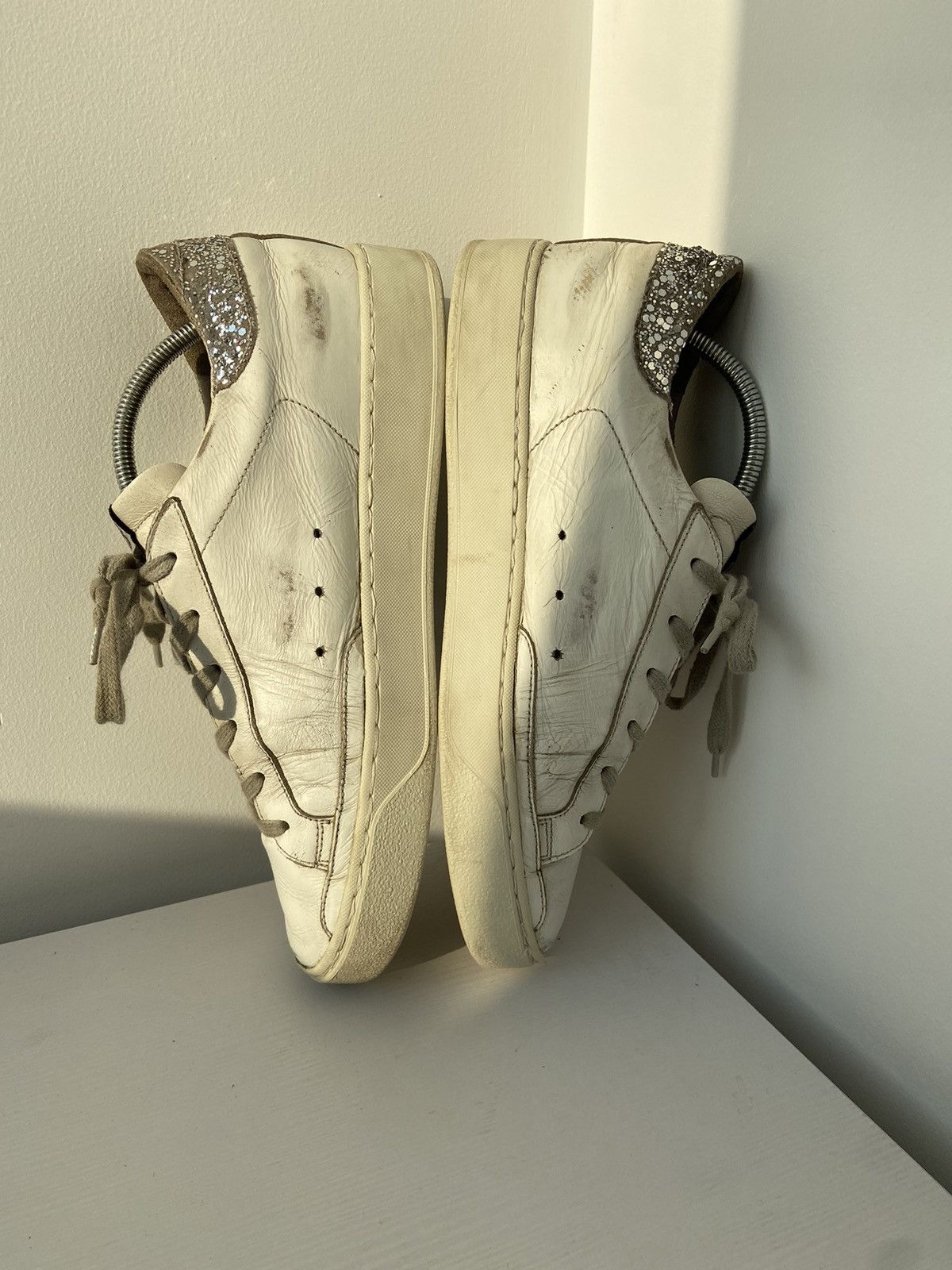Golden Goose GOLDEN GOOSE DELUXE Superstar Vibram Classic Fade Sneakers Size US 9 / IT 39 - 5 Thumbnail