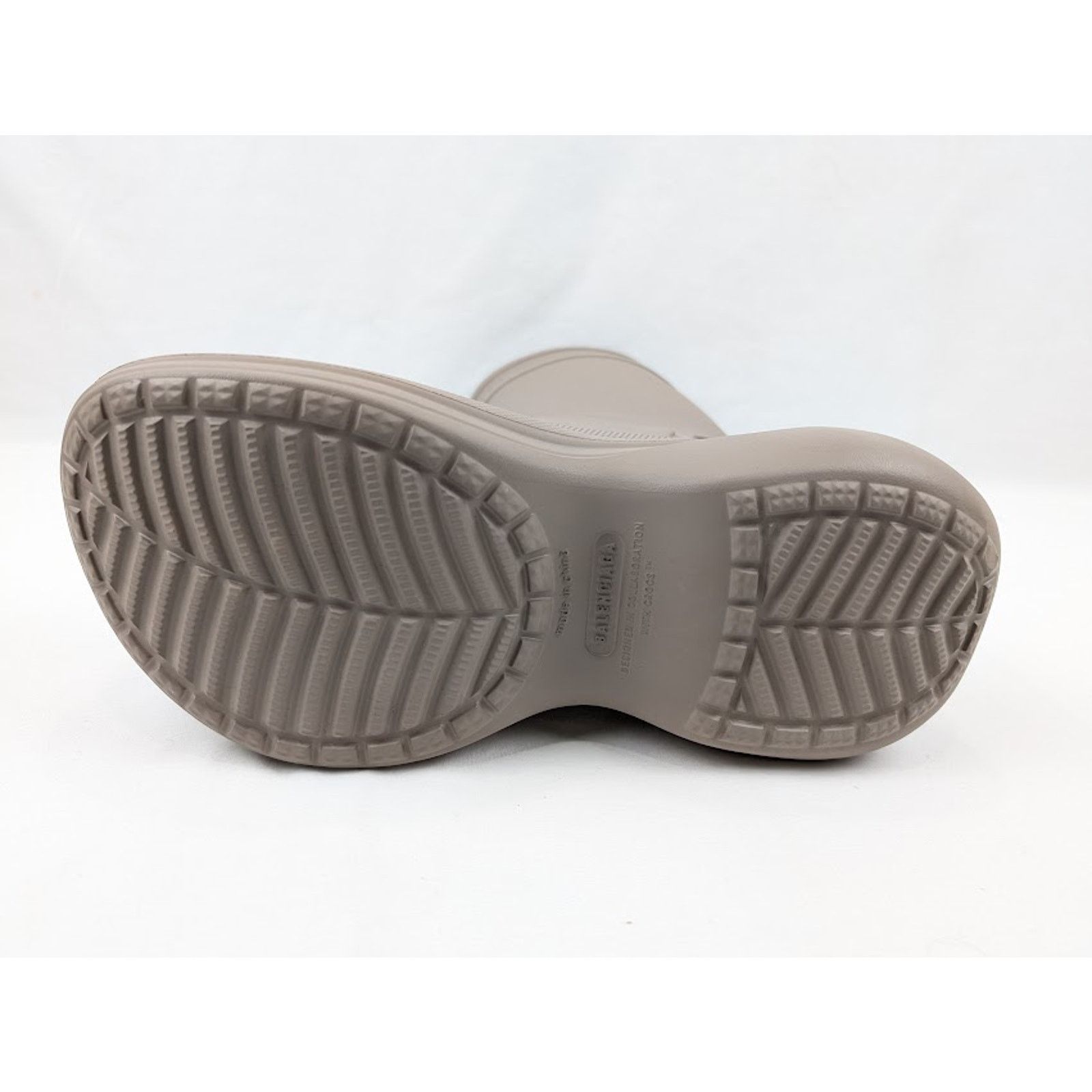 Balenciaga o1rshd1 Crocs Rubber Boots in Beige Size US 9 / EU 42 - 10 Thumbnail