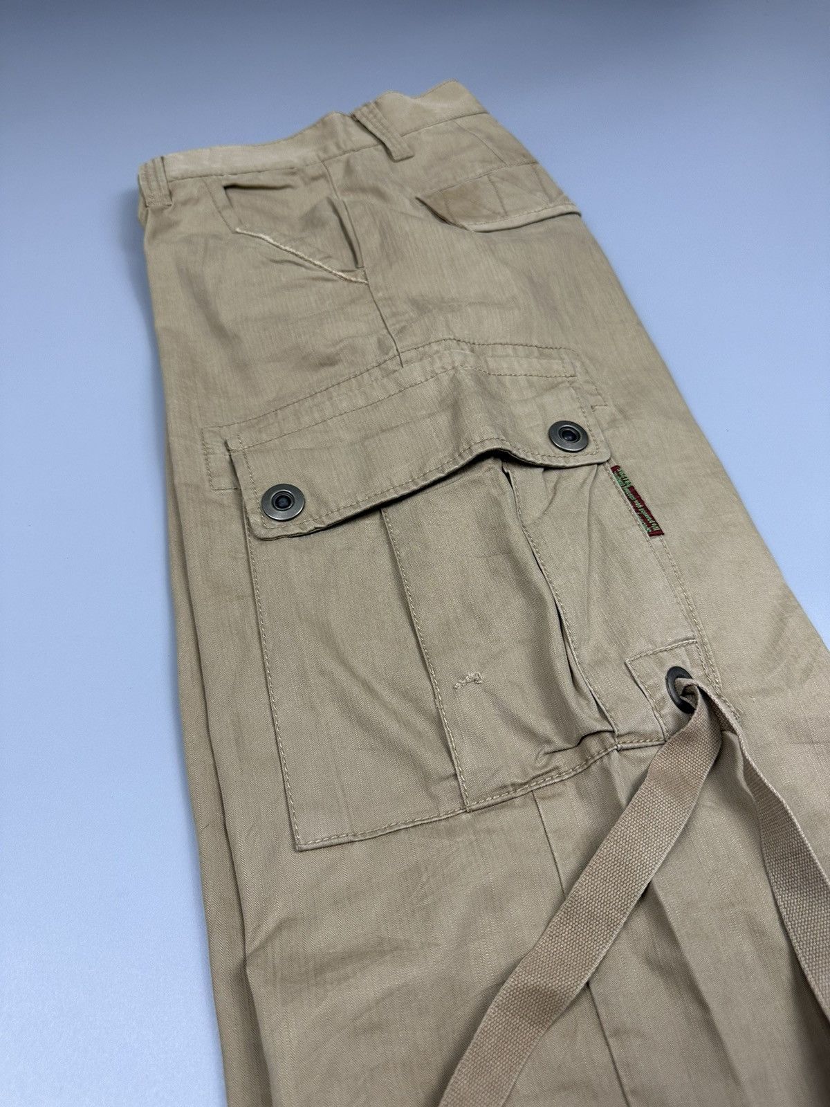 If Six Was Nine × Le Grande Bleu (L.G.B.) 291295 Homme Bondage Multi Pocket Cargo Pant Size US 31 - 11 Thumbnail