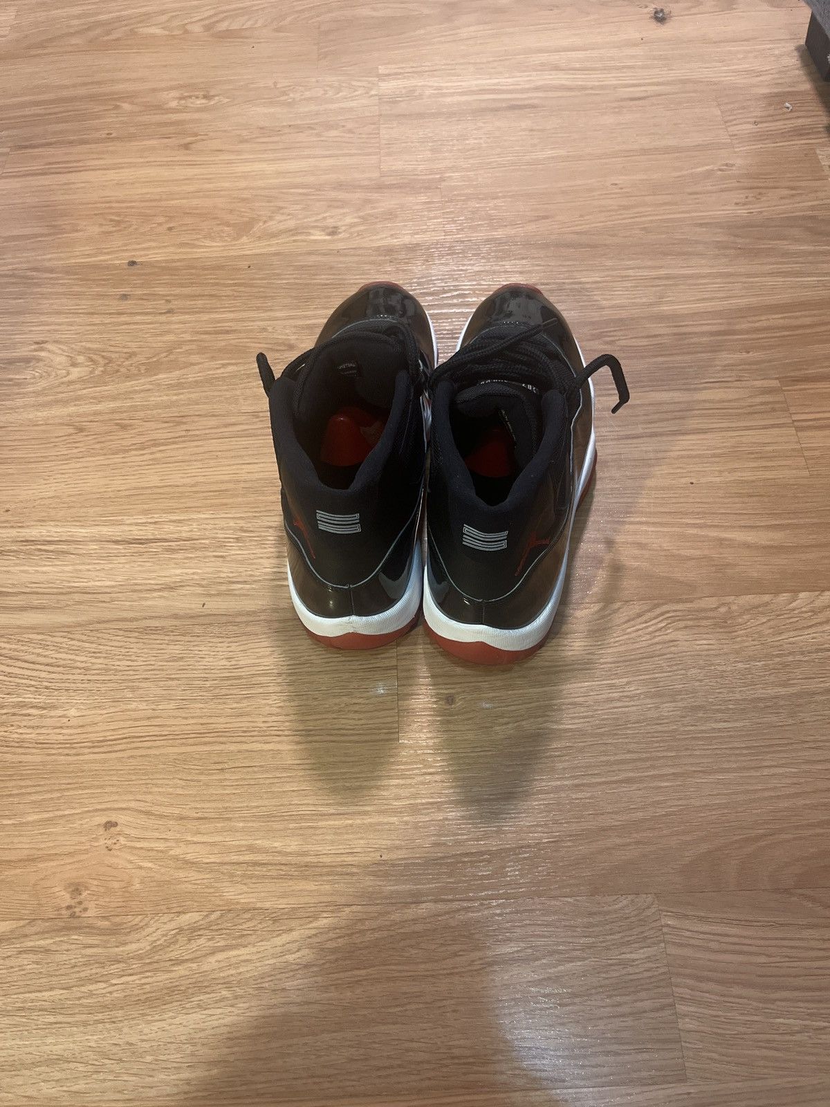 Jordan Brand Jordan 11 Bred Size US 11.5 / EU 44-45 - 3 Thumbnail