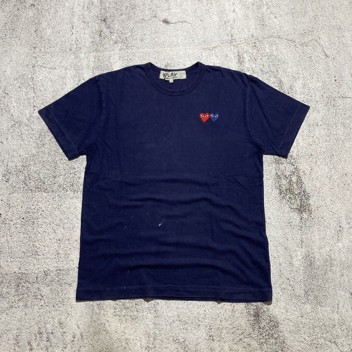 Comme des Garcons PLAY 🇯🇵AD 2019 Comme Des Garcons Play Double Heart Patch Tee Navy Size US M / EU 48-50 / 2 - 1 Thumbnail
