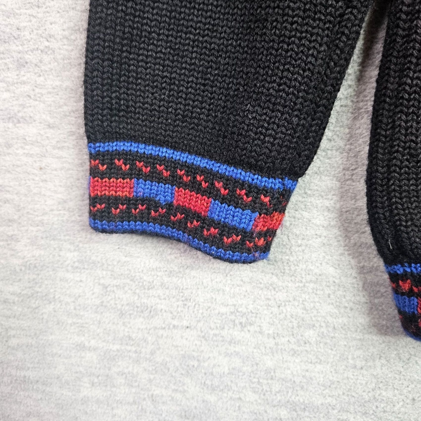 Yves Saint Laurent Yves Saint Laurent Cardigan Women's Black Knit Size M Vintage Blue Trim Wool Crew Neck Cardigan Womens Regular Modern Pattern Solid Vintage Yes Size M / US 6-8 / IT 42-44 - 5 Thumbnail