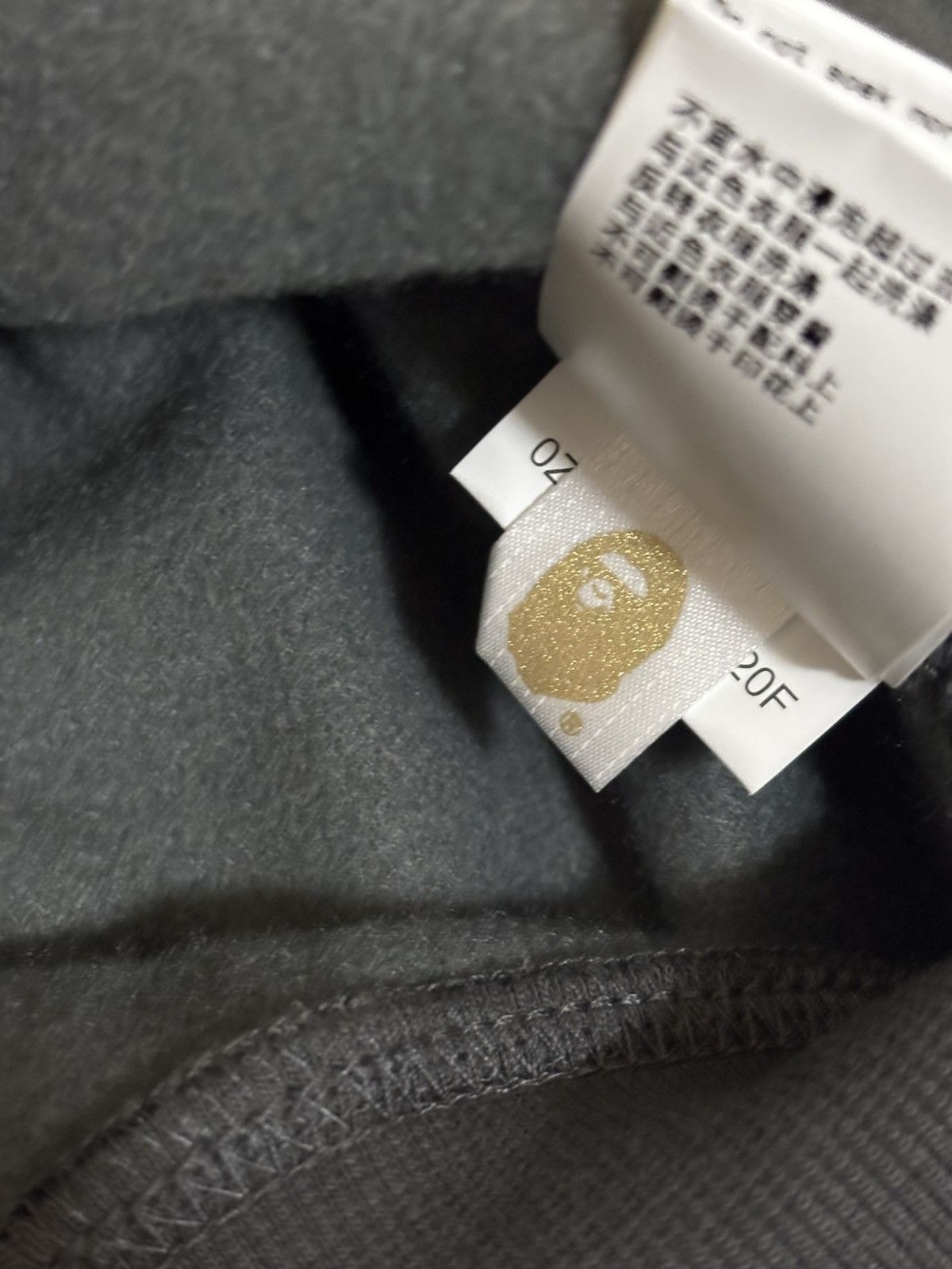 Bape Ape bape x Russell color camo college pullover hoodie M mew Size US M / EU 48-50 / 2 - 10 Thumbnail