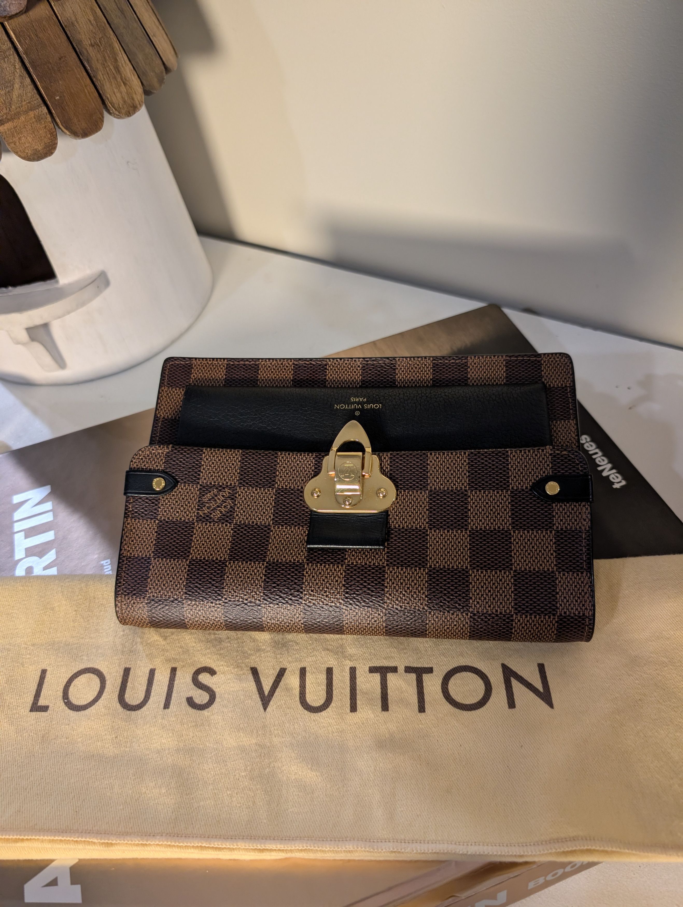 Louis Vuitton Louis Vuitton Vavin Damier Ebene Chain Crossbody Bag Black Size ONE SIZE - 18 Thumbnail