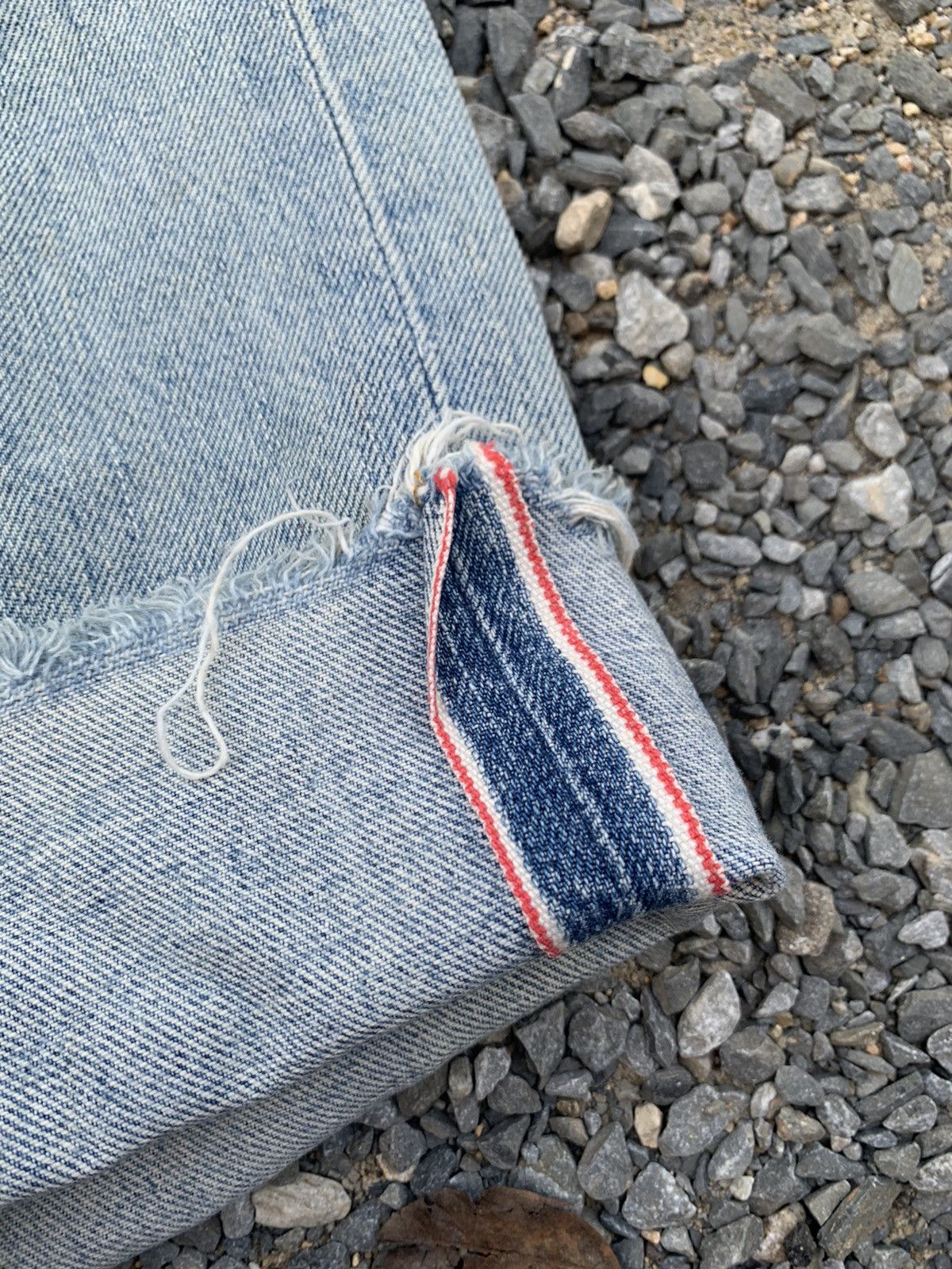 Edwin VINTAGE EDWIN 505XX SELVEDGE FADED JAPANESE DISTRESSED DENIM Size US 29 - 9 Thumbnail