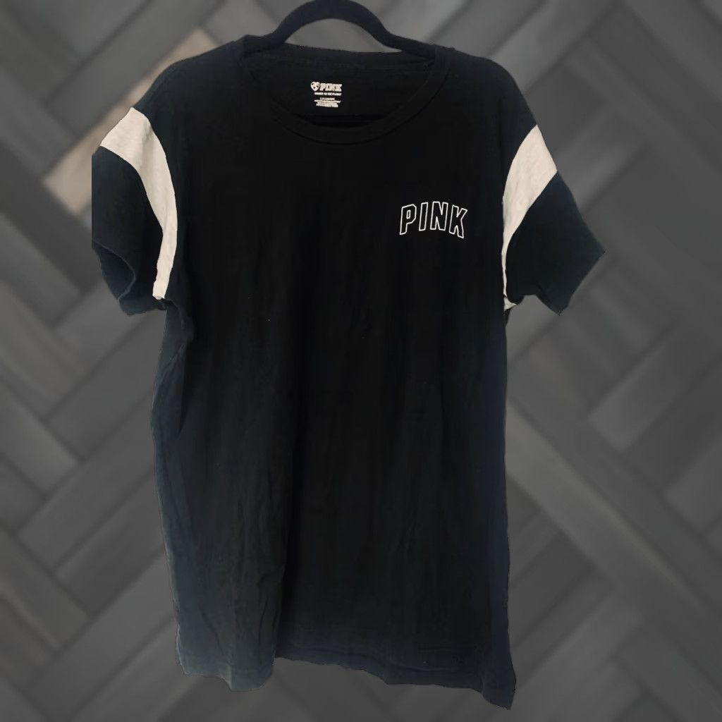 Victoria's Secret Victoria’s Secret pink Large kinder to the planet T-shirt Black Shirt Womens Regular Short Sleeve 90s Screen Print Size L / US 10 / IT 46 - 1 Thumbnail