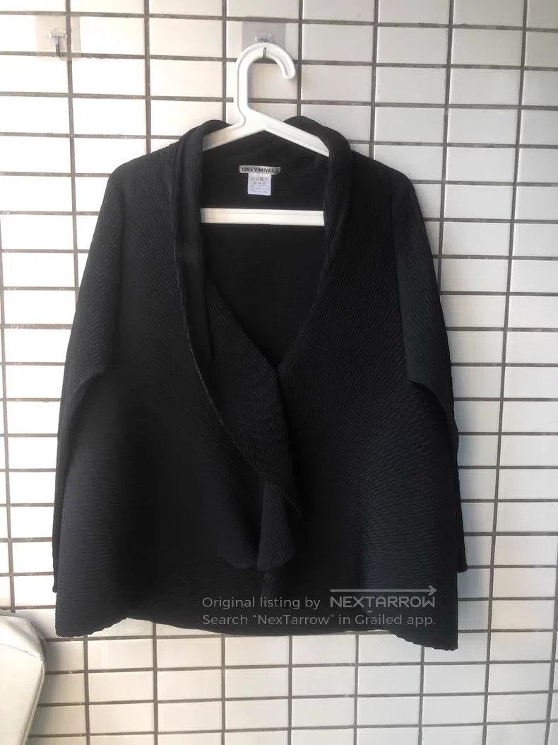 Issey Miyake Issey Miyake Black Fish Scale Jacket Size M / US 6-8 / IT 42-44 - 1 Thumbnail