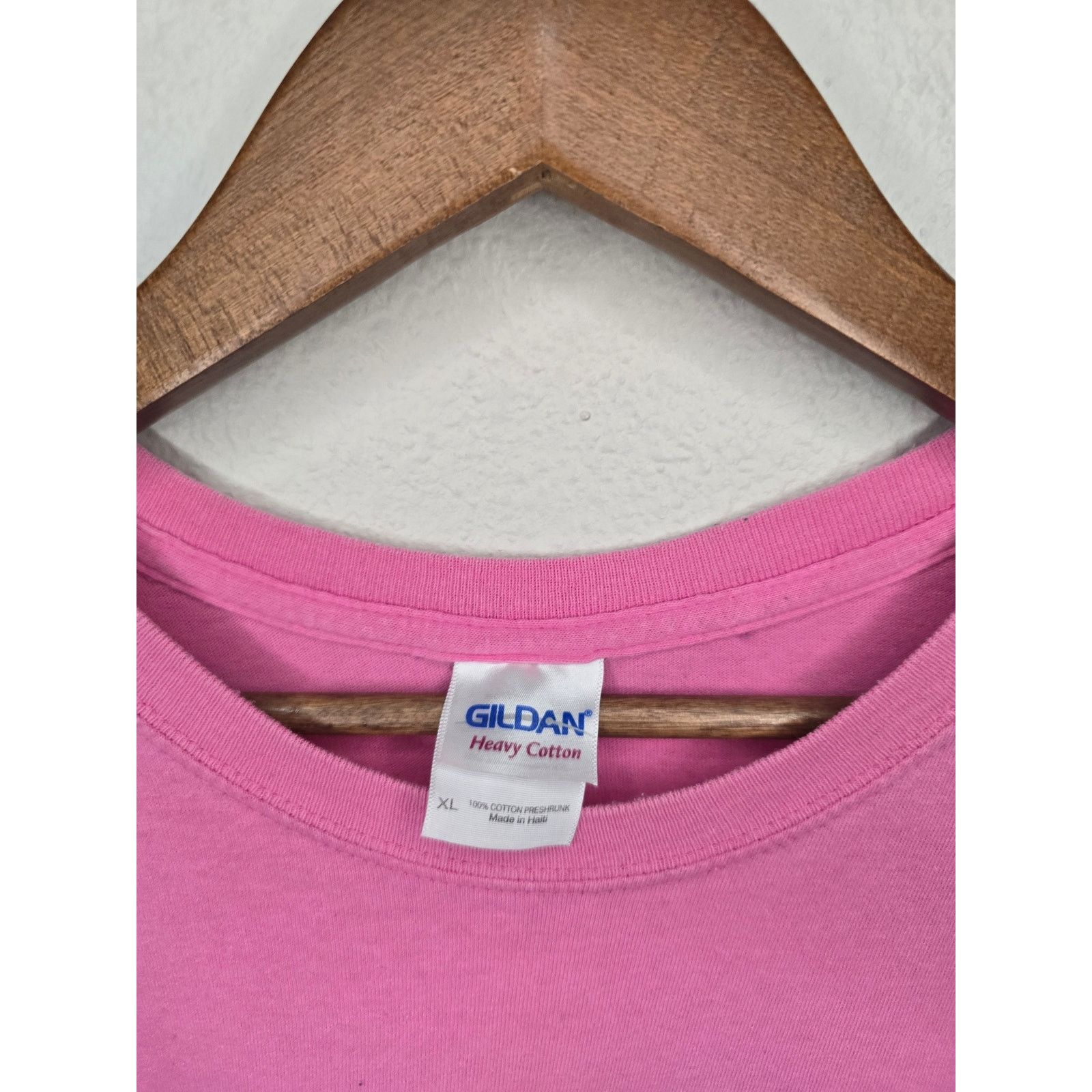 Gildan Fiesta San Antonio Texas Shirt XL Pink 2014 Festival Tee Size US XL / EU 56 / 4 - 5 Thumbnail
