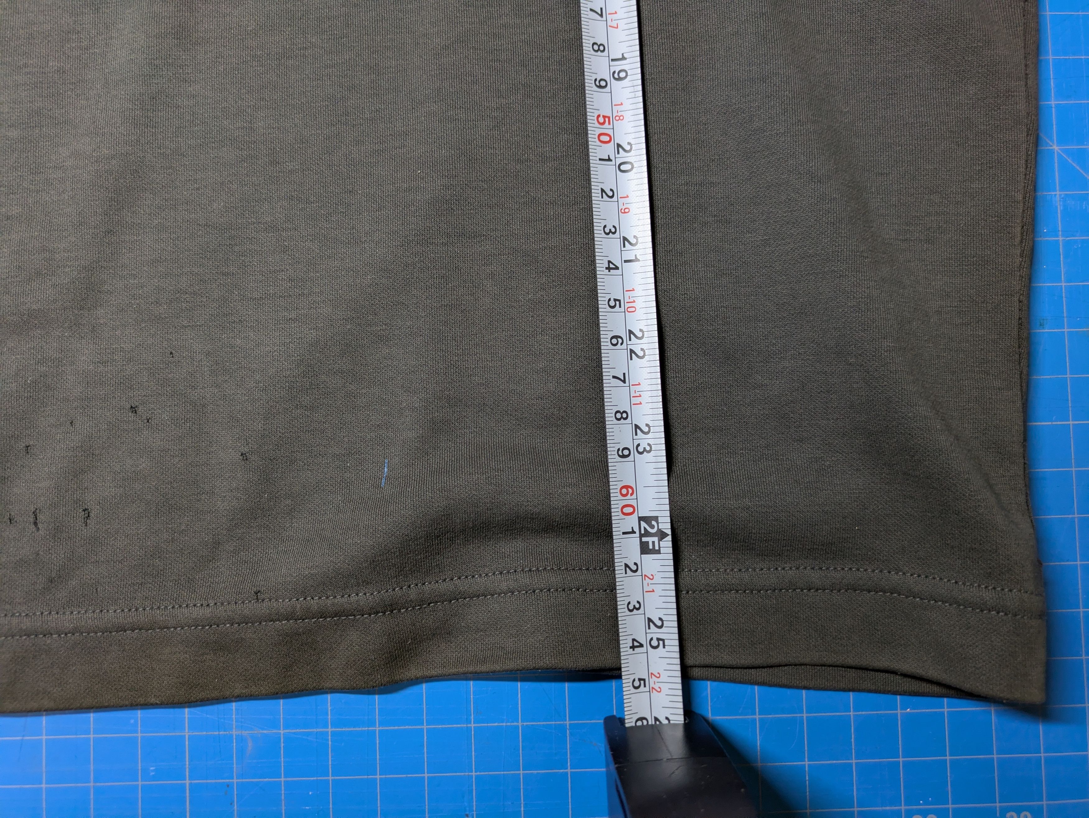 Uniqlo Cropped Uniqlo AIRism Cotton Tshirt (Altered) Size US M / EU 48-50 / 2 - 2 Thumbnail