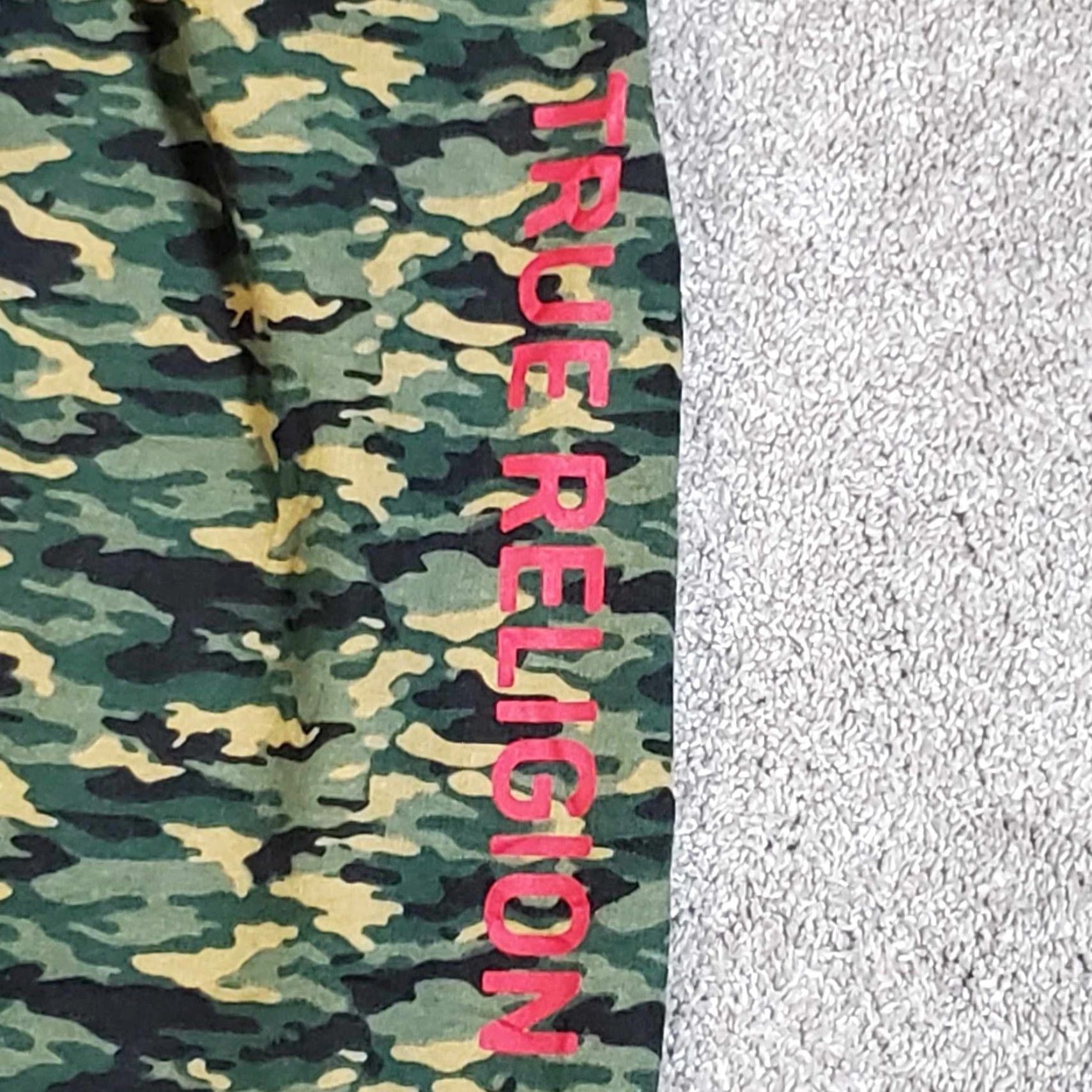 True Religion True Religion Pants Sweatpants Jogger Logo Camo Print Small S Men Size US 29 - 2 Thumbnail