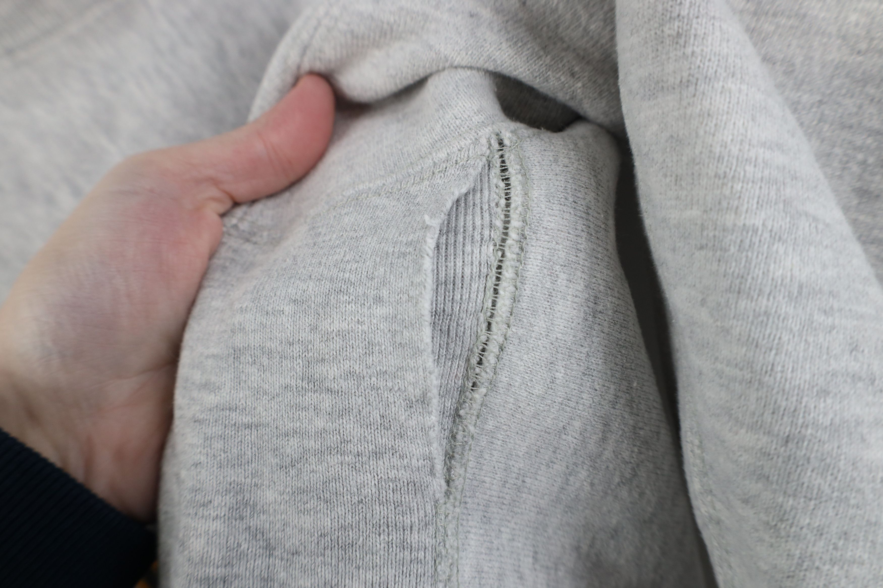 Champion Vintage 90s Champion Reverse Weave Crewneck Sweatshirt USA Size US L / EU 52-54 / 3 - 8 Thumbnail