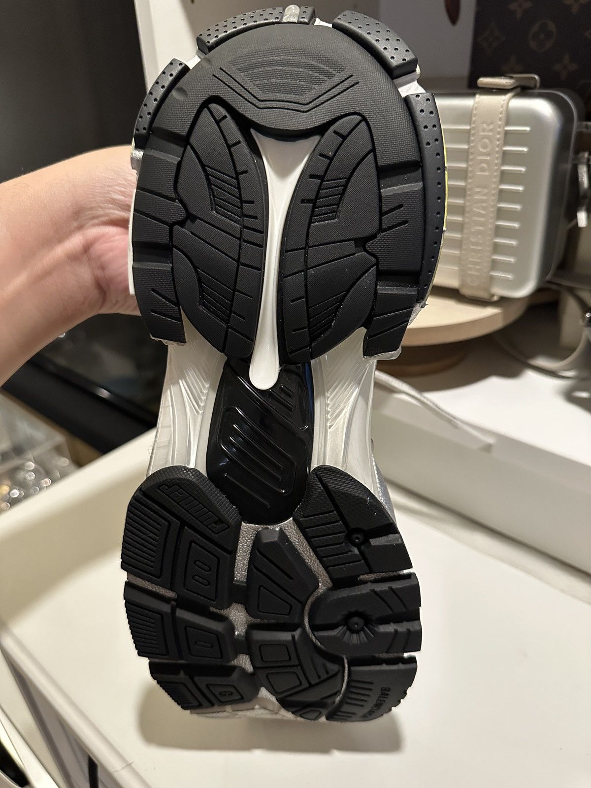 Balenciaga Balenciaga Runner 2 Sneaker BRAND NEW W/BOX Size US 9 / EU 42 - 6 Thumbnail