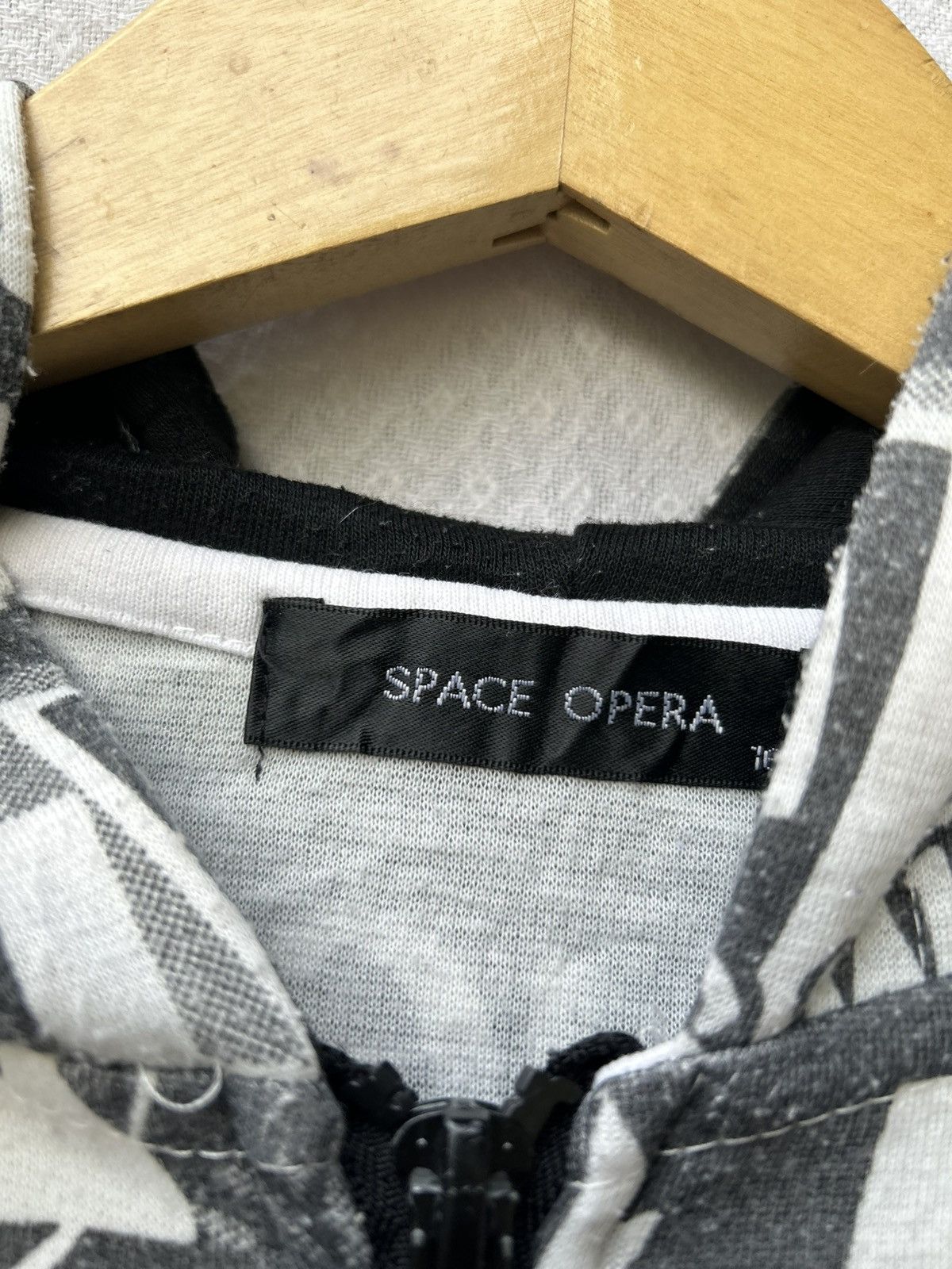 Japanese Brand × Vintage Japanese Space Opera Printed Zip Hoodie Ifsixwasnine Kmrii Size US M / EU 48-50 / 2 - 6 Thumbnail