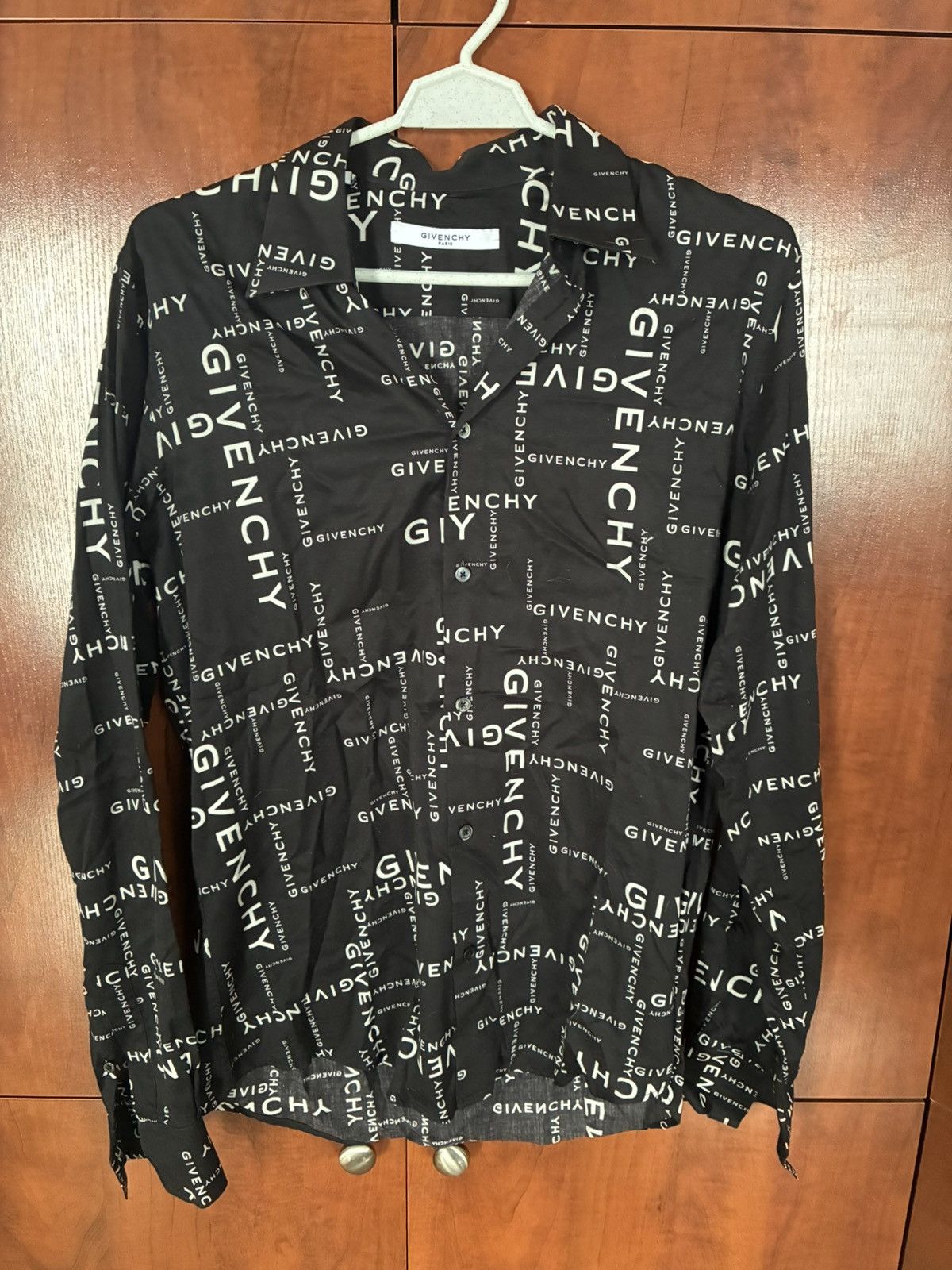 Givenchy Givenchy Logo Long Sleeve Button Up Shirt Size US M / EU 48-50 / 2 - 1 Thumbnail