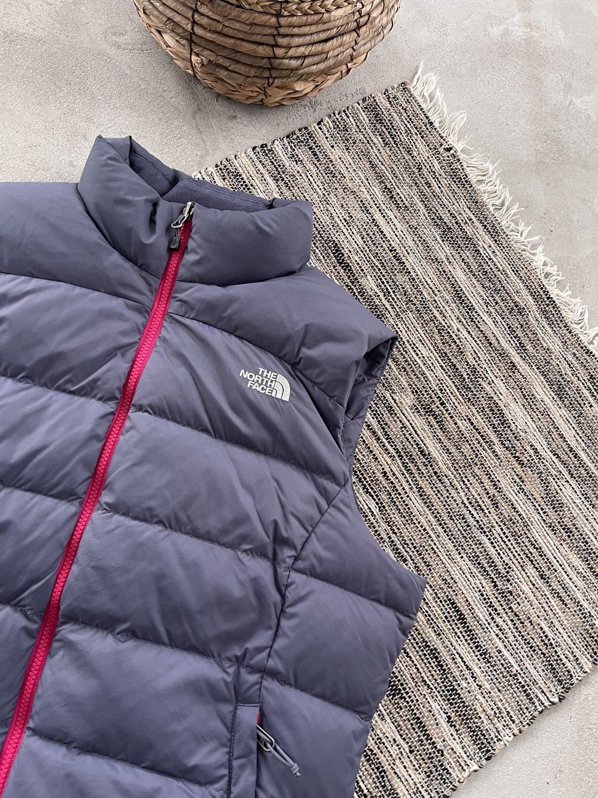 The North Face Vintage The North Face 700 Blue Pink Outdoor Puffer Vest Size XL / US 12-14 / IT 48-50 - 5 Thumbnail