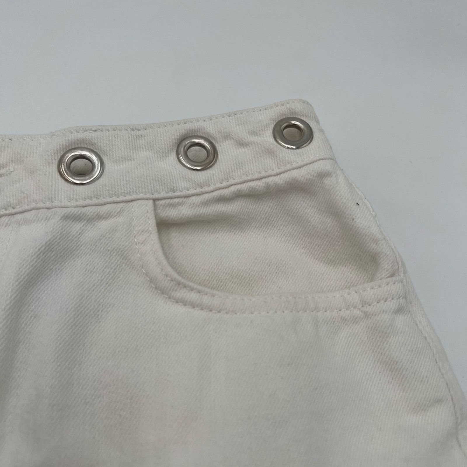 Urban Outfitters Urban Outfitter BDG White Denim Skirt Size S Size 28" / US 6 / IT 42 - 2 Thumbnail
