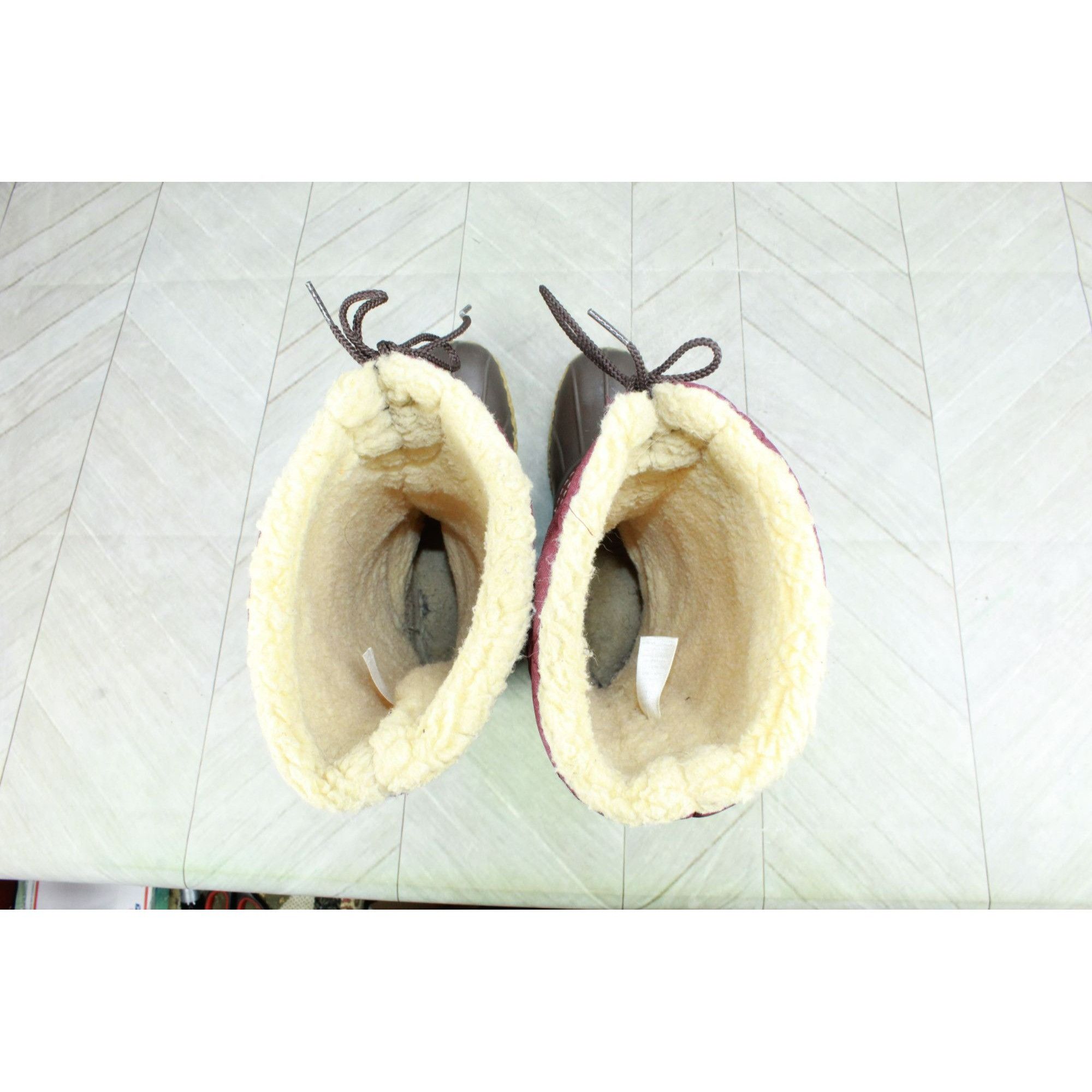 L.L. Bean LL Bean Women's Shearling Quilted Waterproof Duck Boots Size US 6 / IT 36 - 7 Thumbnail