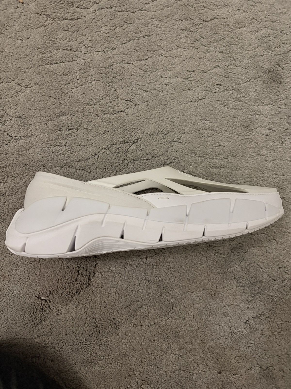 Maison Margiela × Reebok Maison margiela X Reebok Size US 8 / EU 41 - 7 Thumbnail